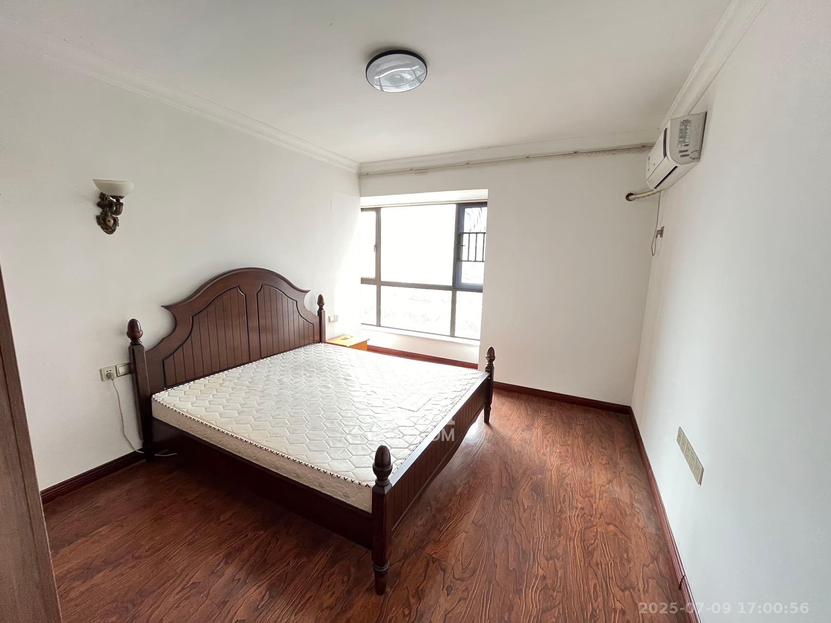 万象凯旋湾 3室2厅2卫 3800.0元/月 万象凯旋湾 3室2厅2卫 3800.0元/月室内图