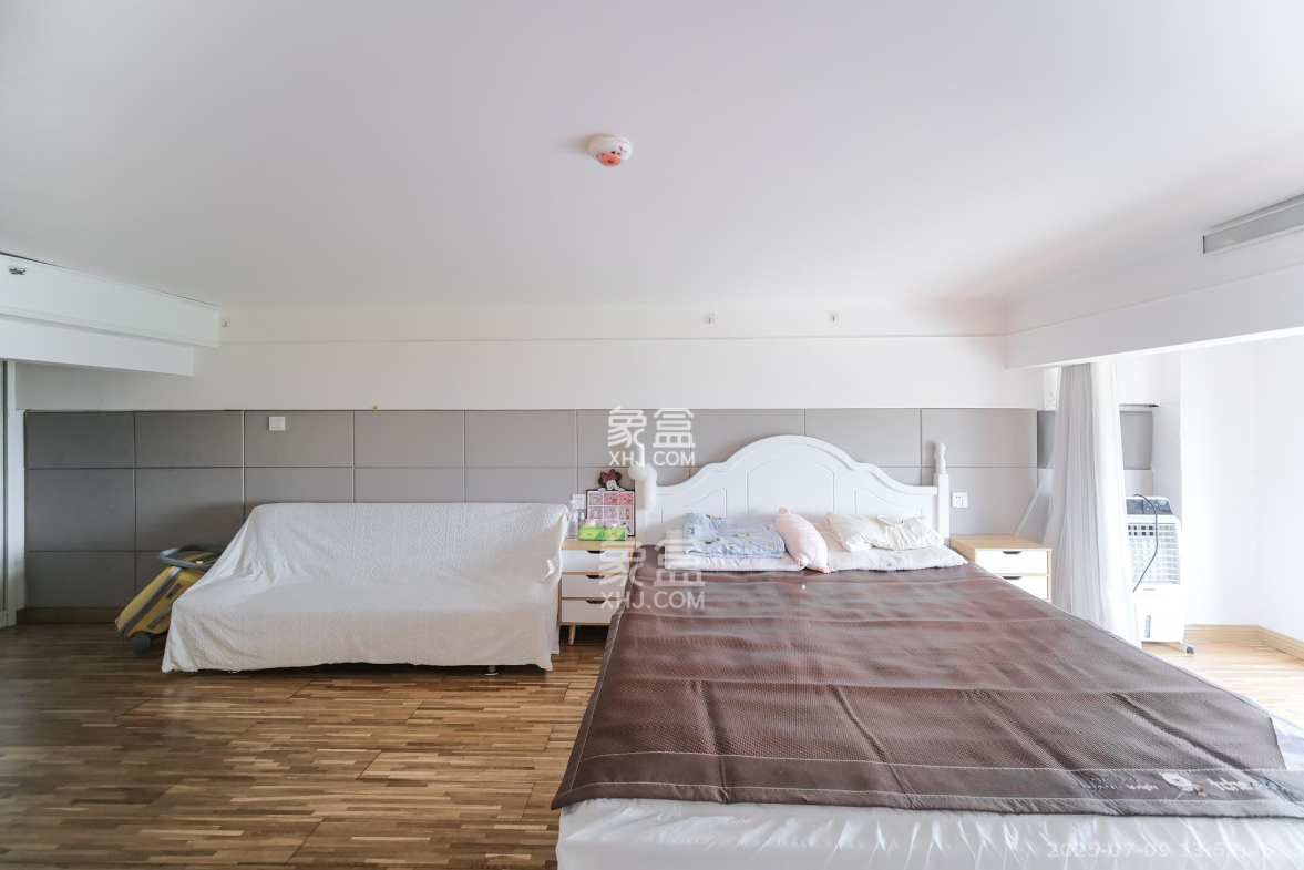 艾美潇湘  1室1厅1卫    28.8万 艾美潇湘  1室1厅1卫    28.8万卧室