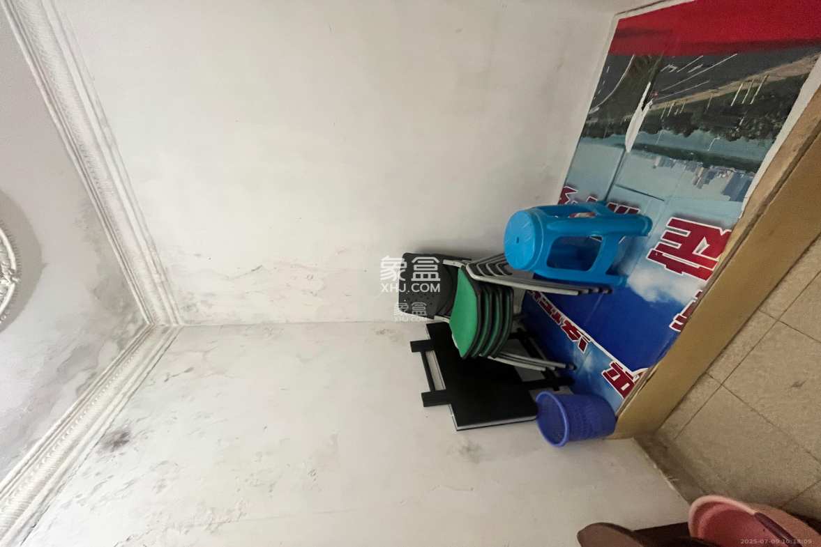 桂花公寓  2室2厅1卫    1400.0元/月 桂花公寓  2室2厅1卫    1400.0元/月室内图