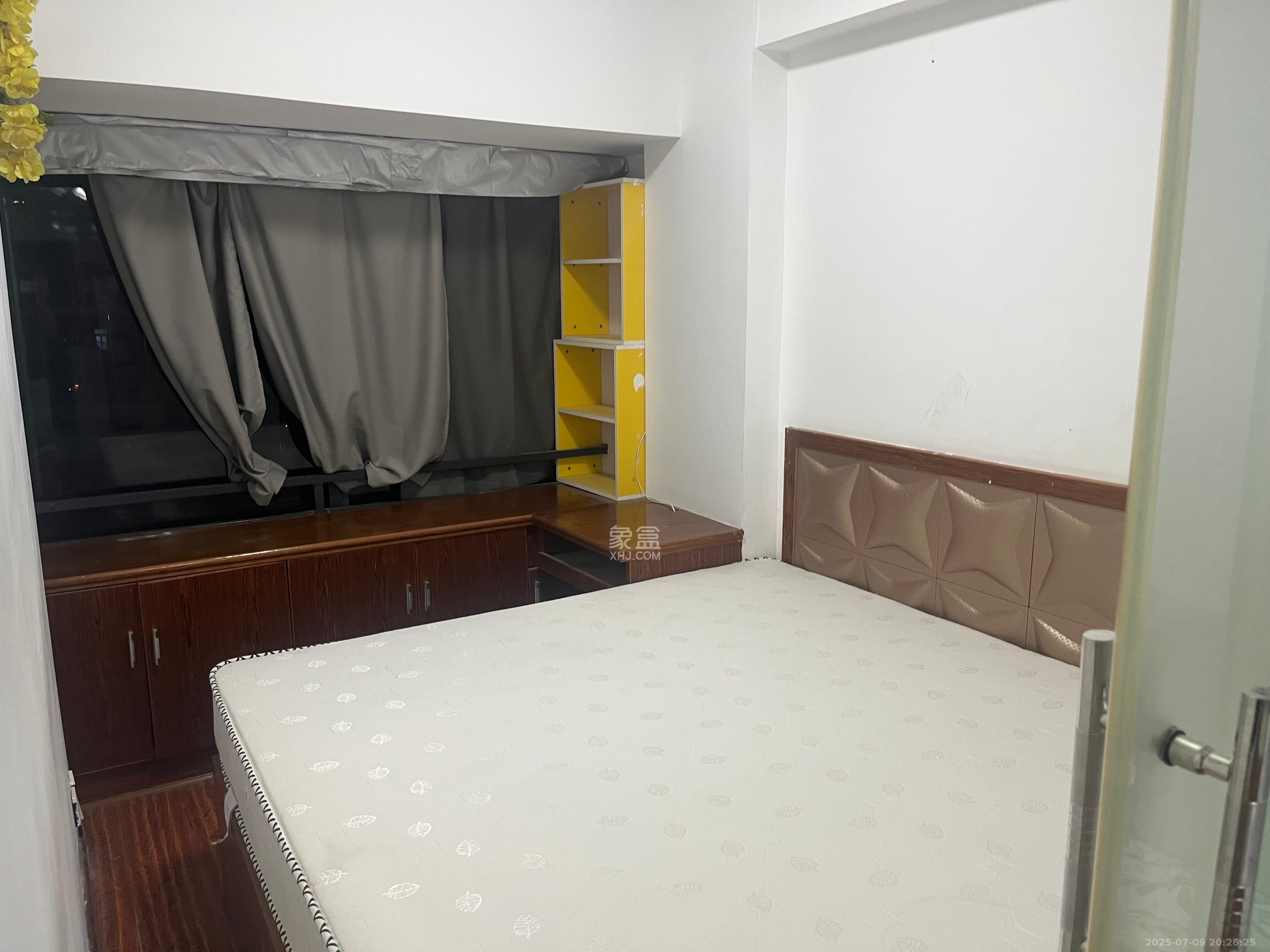 时代公馆 2室1厅1卫 1550.0元/月 时代公馆 2室1厅1卫 1550.0元/月室内图