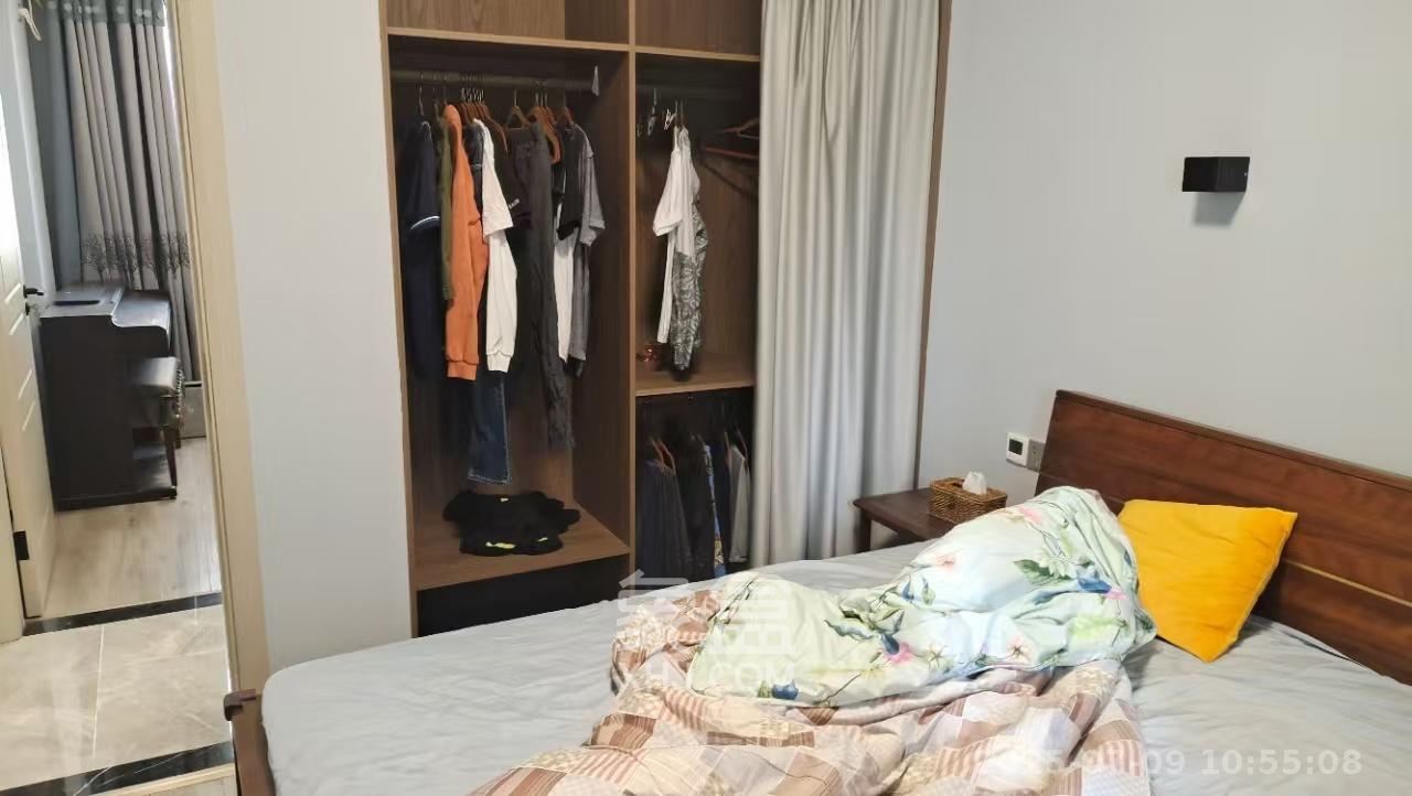 华侨假日中心（晟华苑）  2室2厅1卫   2700.00元/月室内图