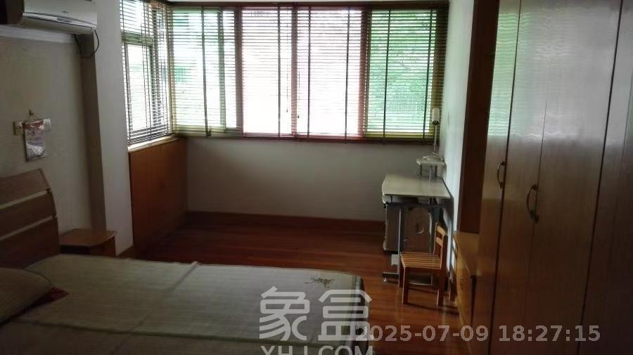仰天湖省送变电宿舍  3室2厅1卫    2200.0元/月室内图