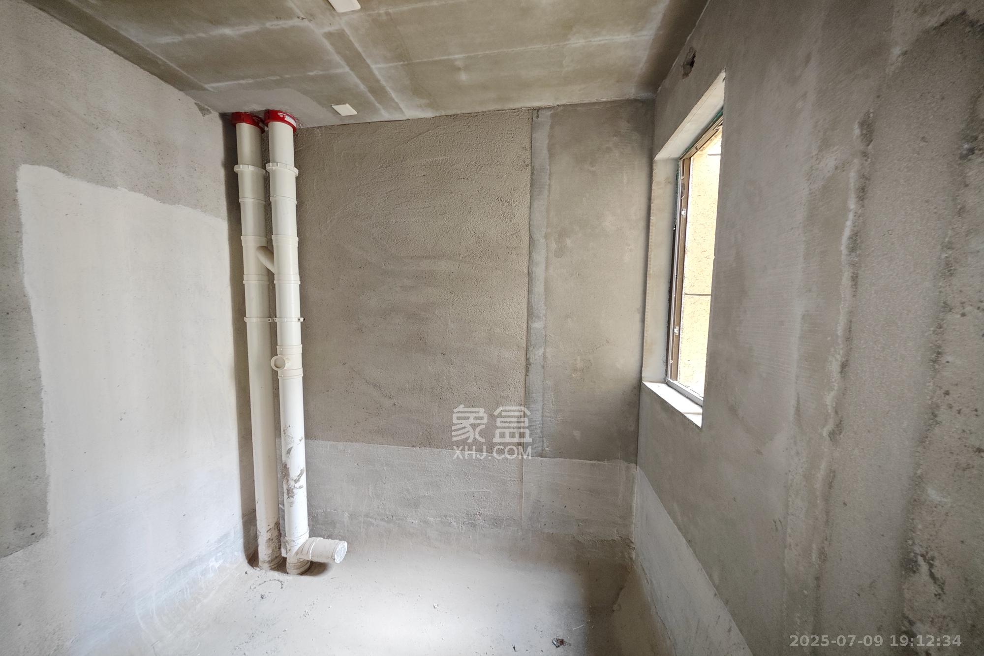 国欣向荣府  4室2厅2卫    153.0万 国欣向荣府  4室2厅2卫    153.0万其他