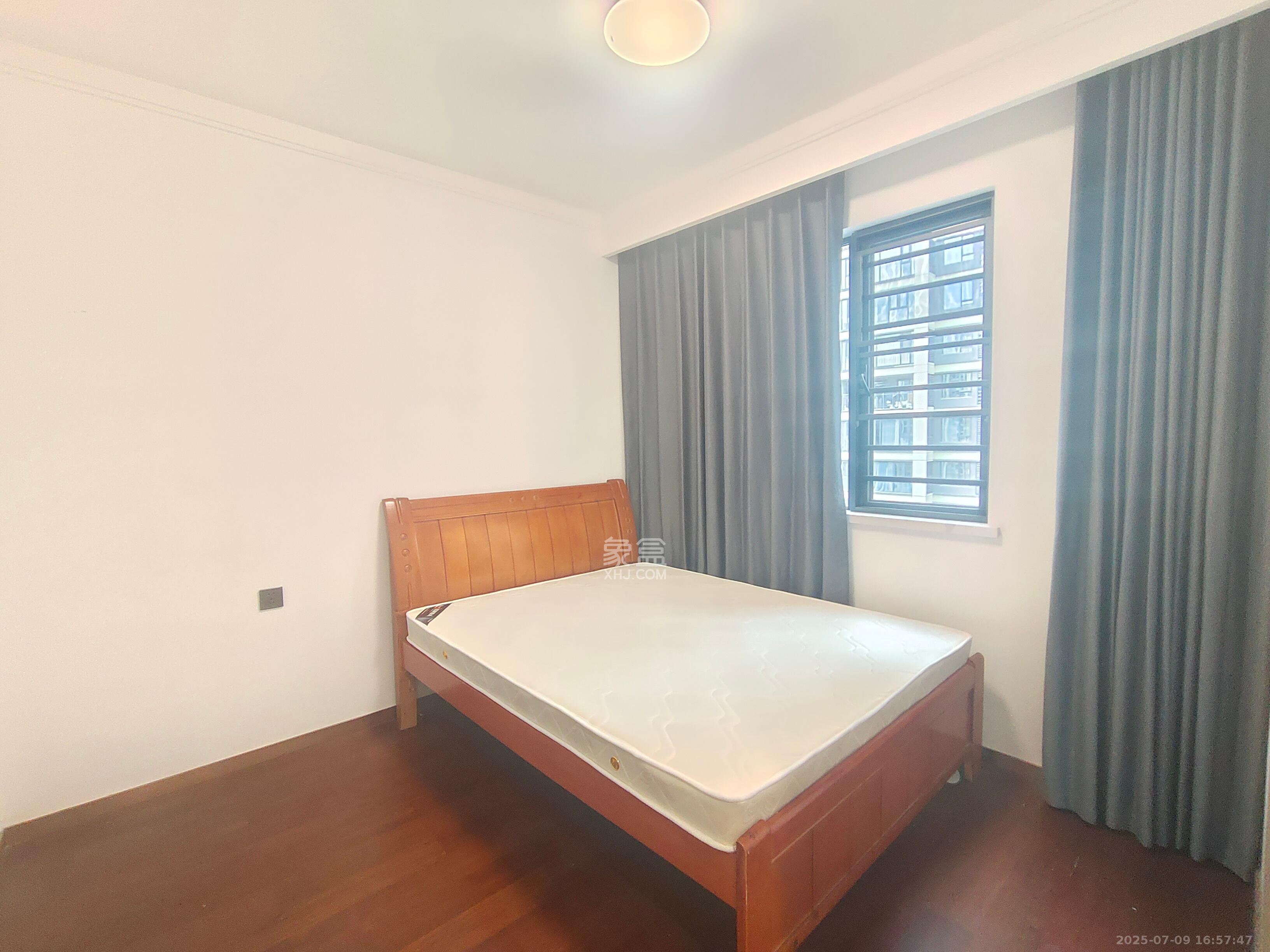 旭辉雨花郡 4室1厅2卫 4300.0元/月 旭辉雨花郡 4室1厅2卫 4300.0元/月室内图