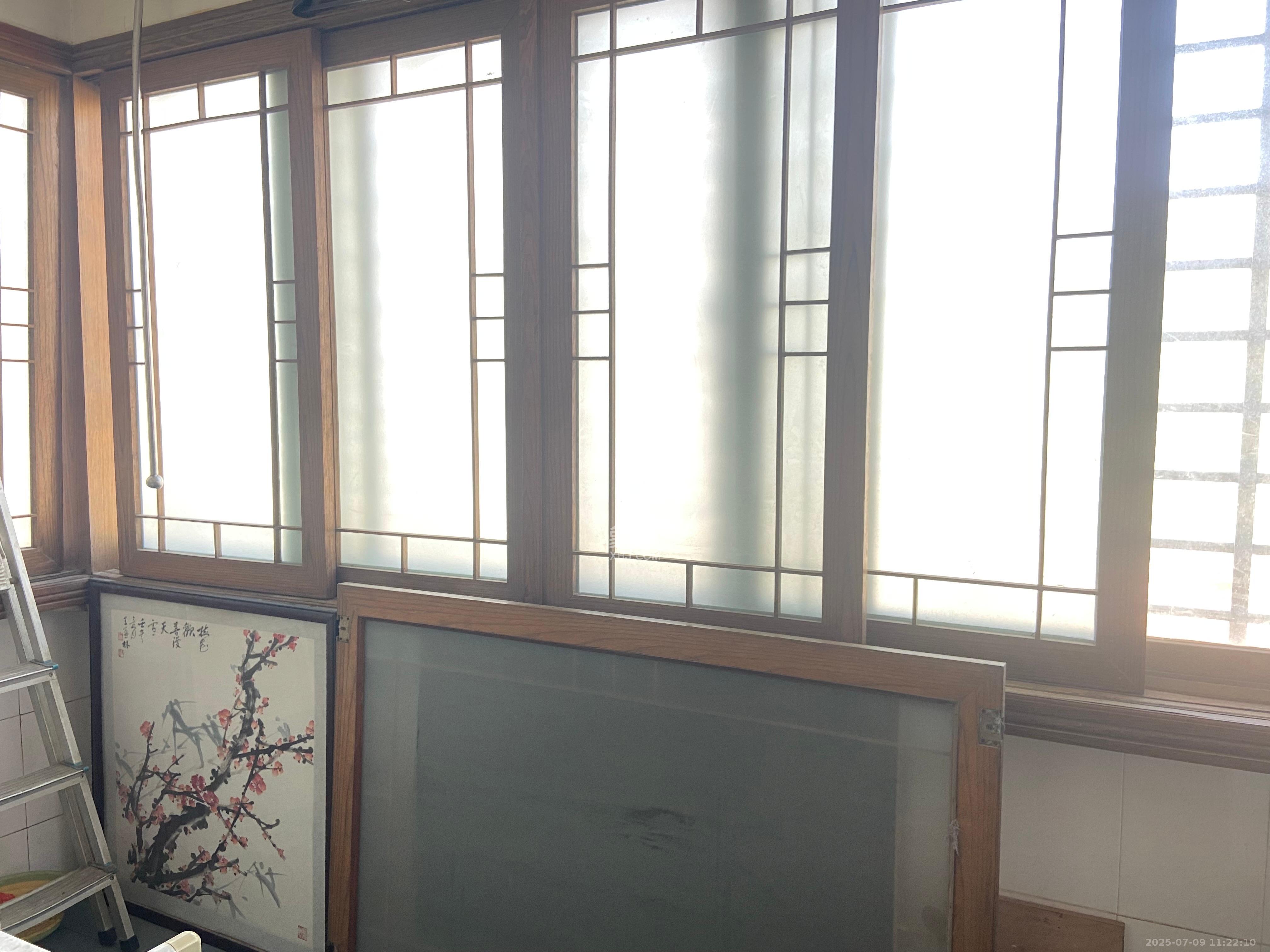 雄海花园 3室2厅2卫 2700.0元/月 雄海花园 3室2厅2卫 2700.0元/月室内图