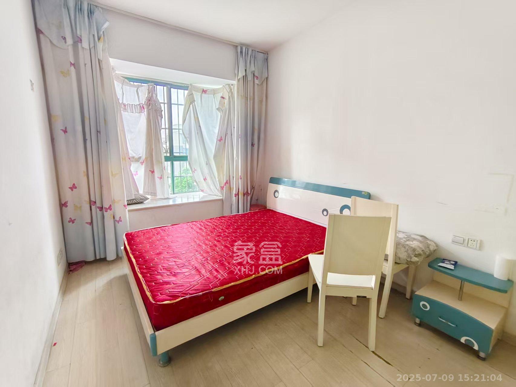 水印康桥  4室2厅2卫    1080.0元/月 水印康桥  4室2厅2卫    1080.0元/月室内图