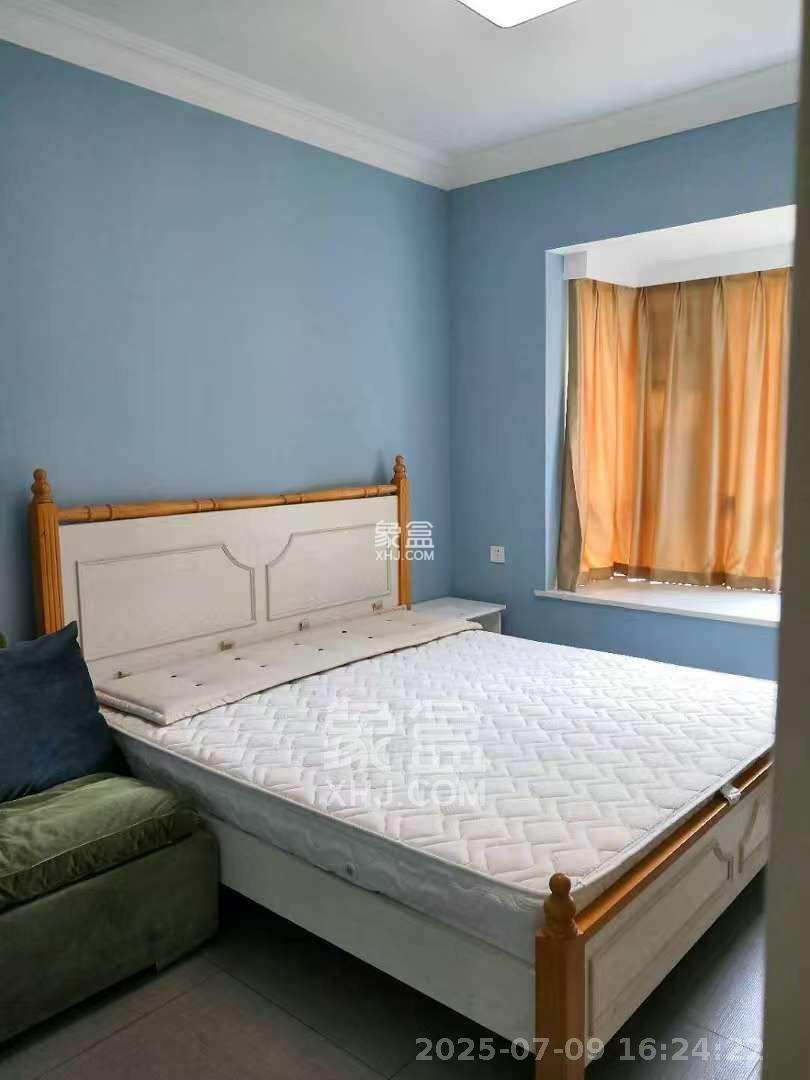 德润小区(丰升德润小区) 3室1厅1卫 2000.0元/月 德润小区(丰升德润小区) 3室1厅1卫 2000.0元/月室内图