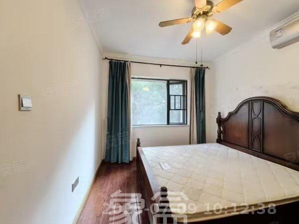 好莱城(弘德西街) 4室2厅2卫 2800.0元/月 好莱城(弘德西街) 4室2厅2卫 2800.0元/月室内图