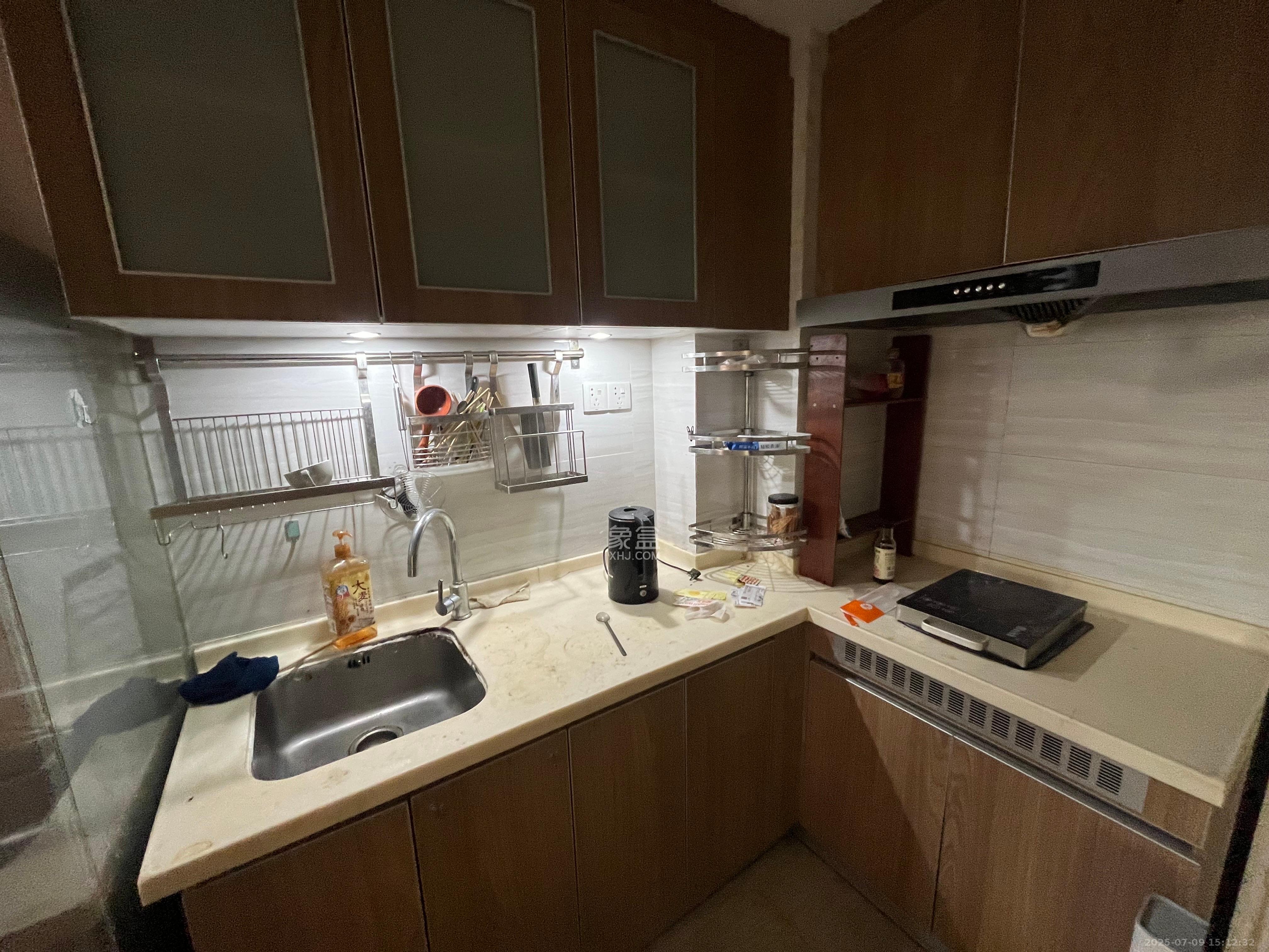 奥林匹克花园贡院三期  1室0厅0卫    1400.0元/月室内图