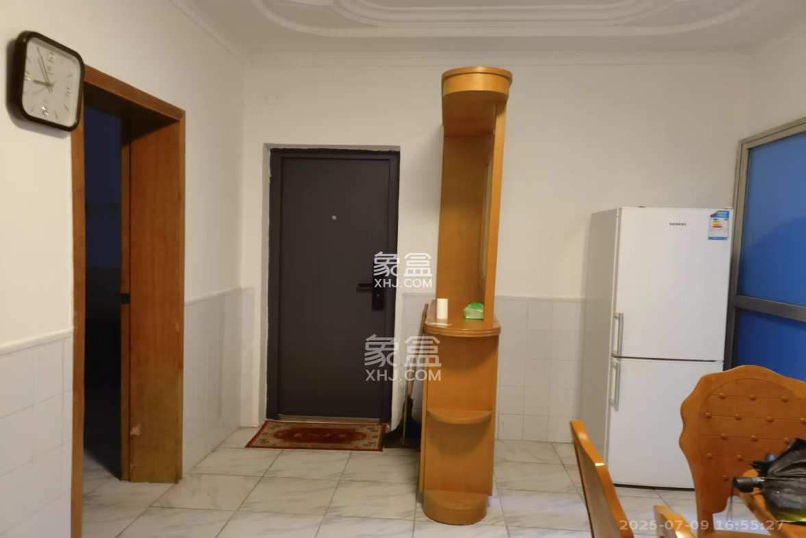 望月湖小区八片 2室2厅1卫 2200.00元/月 望月湖小区八片 2室2厅1卫 2200.00元/月室内图