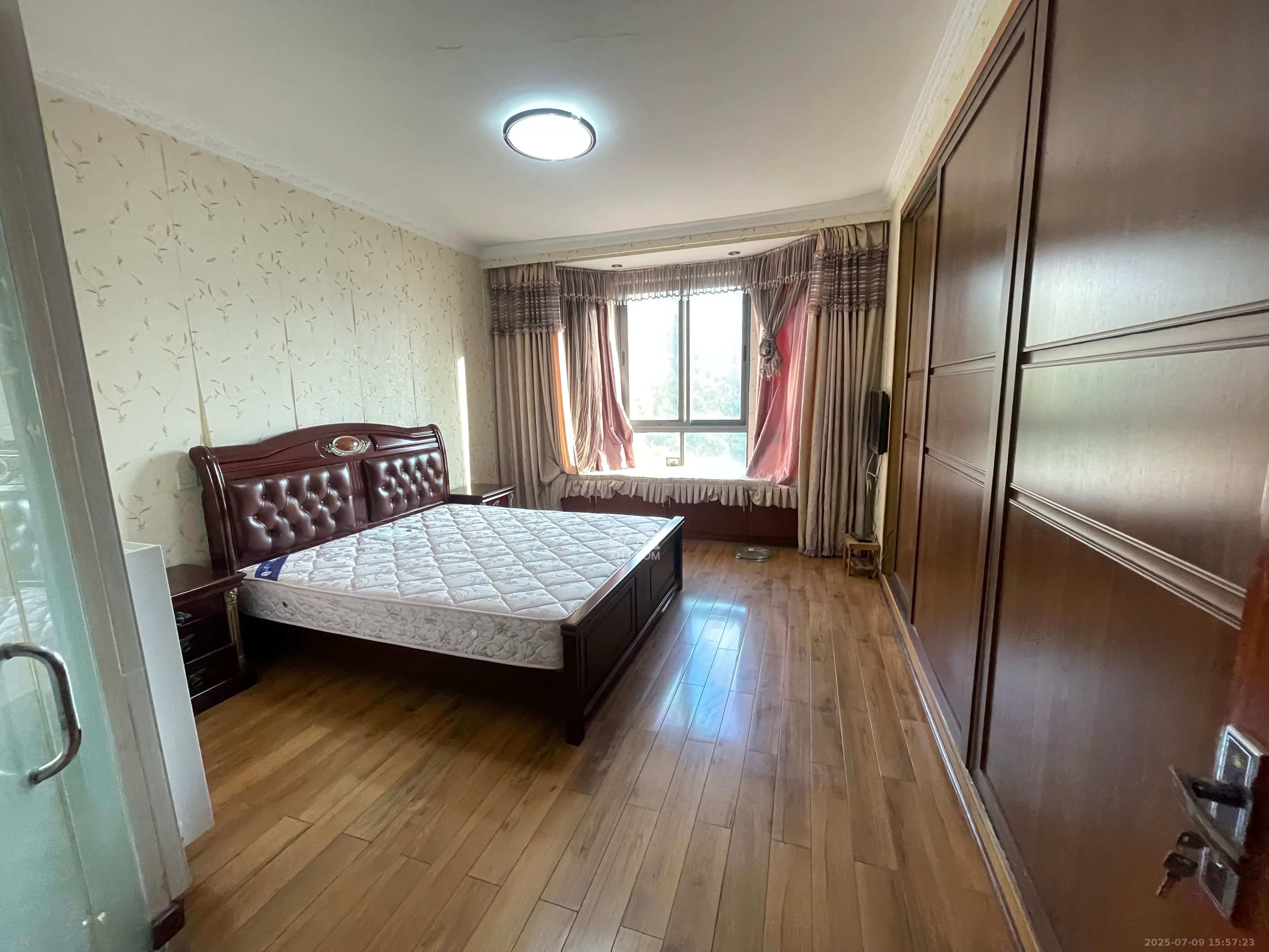 上海城小区  4室2厅2卫    3000.0元/月 上海城小区  4室2厅2卫    3000.0元/月室内图