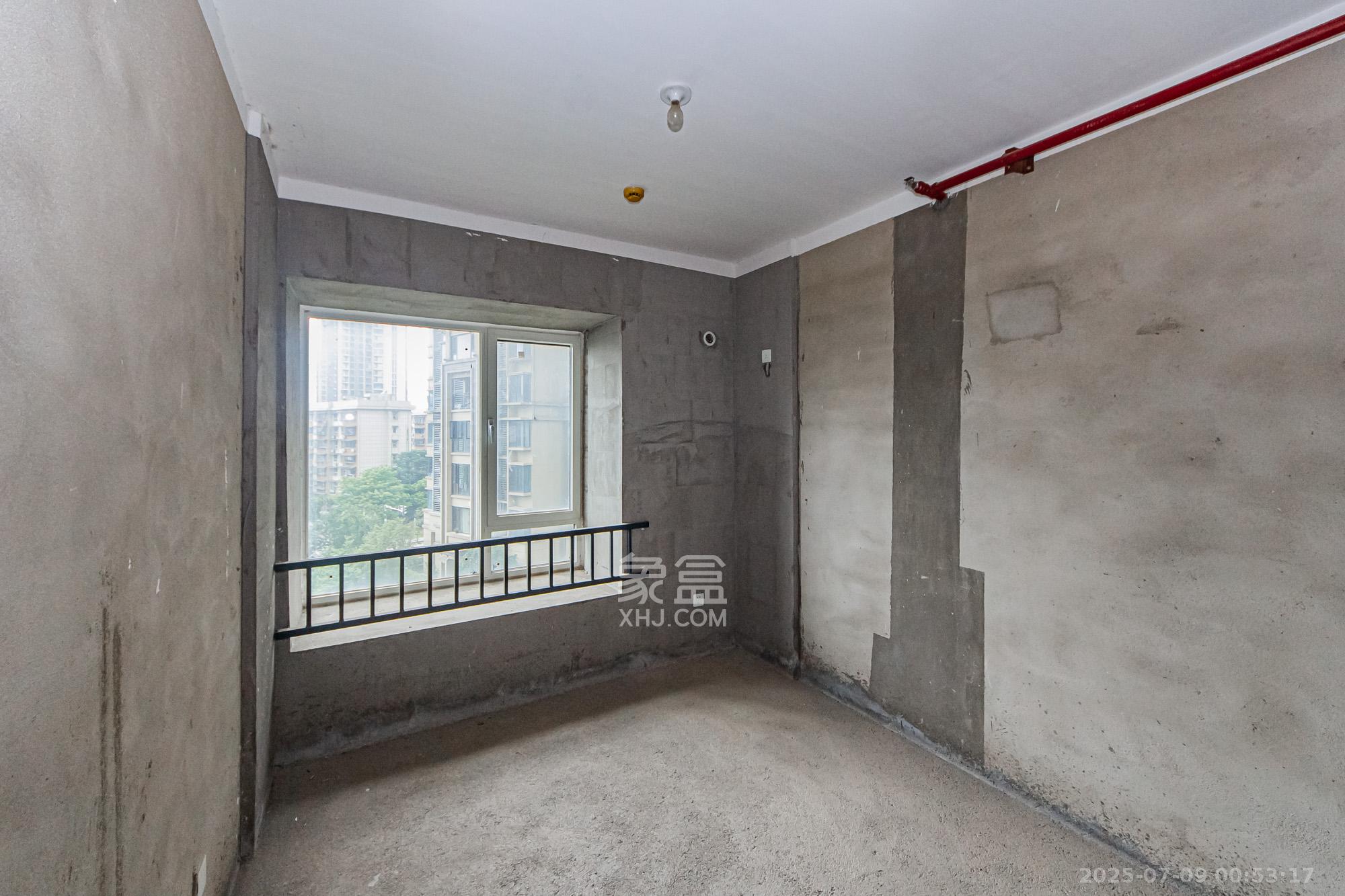 北辰三角洲E7区 3室2厅2卫 165.0万 北辰三角洲E7区 3室2厅2卫 165.0万卧室