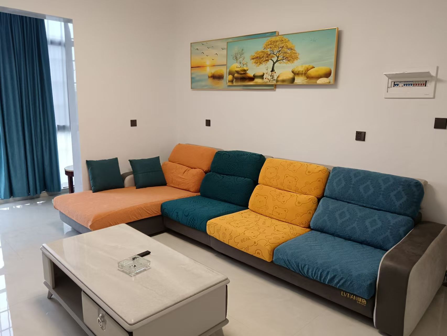 锦华大厦 2室2厅1卫 1550.0元/月 锦华大厦 2室2厅1卫 1550.0元/月室内图