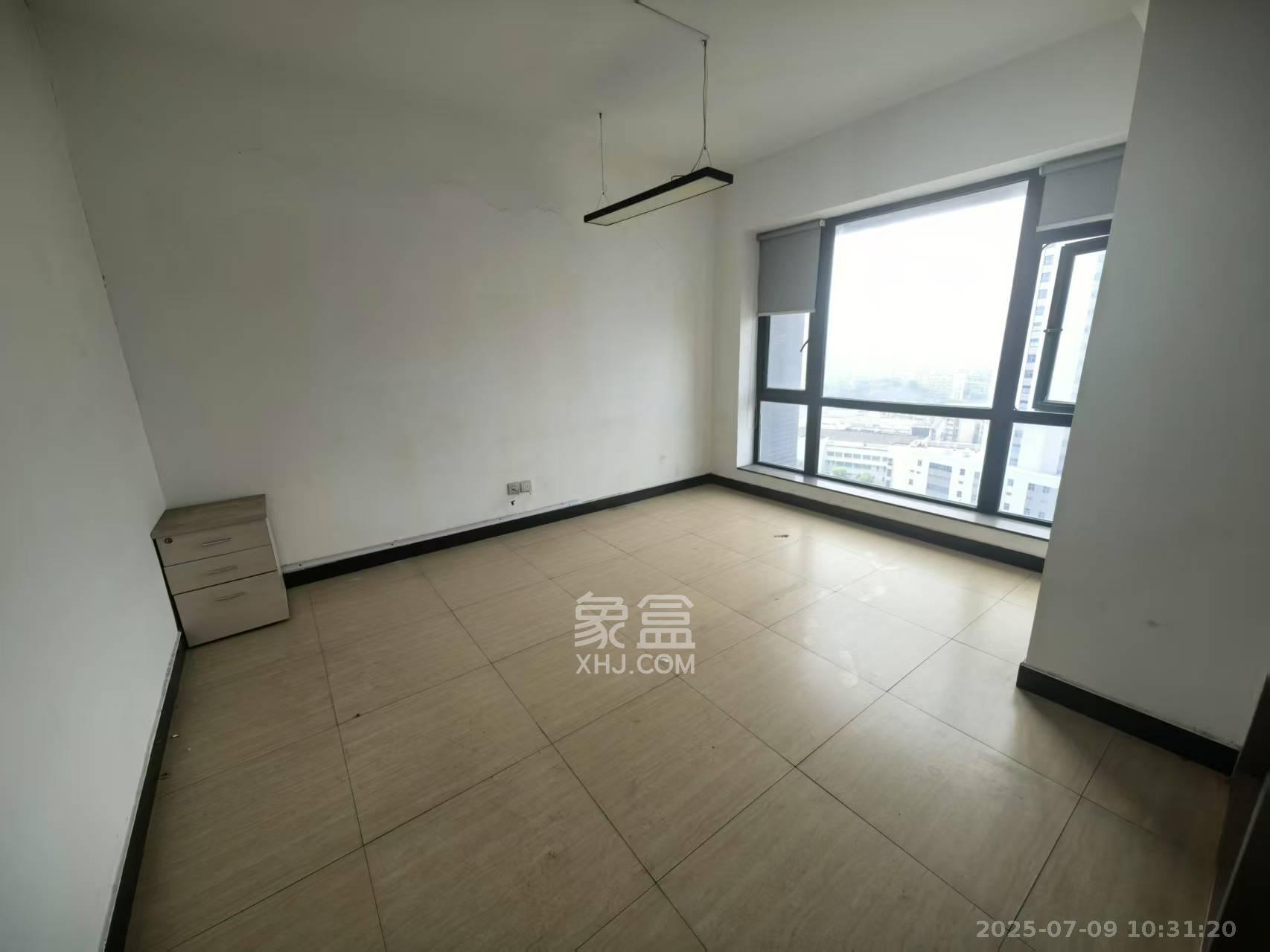 华翼府   330.0㎡      10000.0元/月室内图