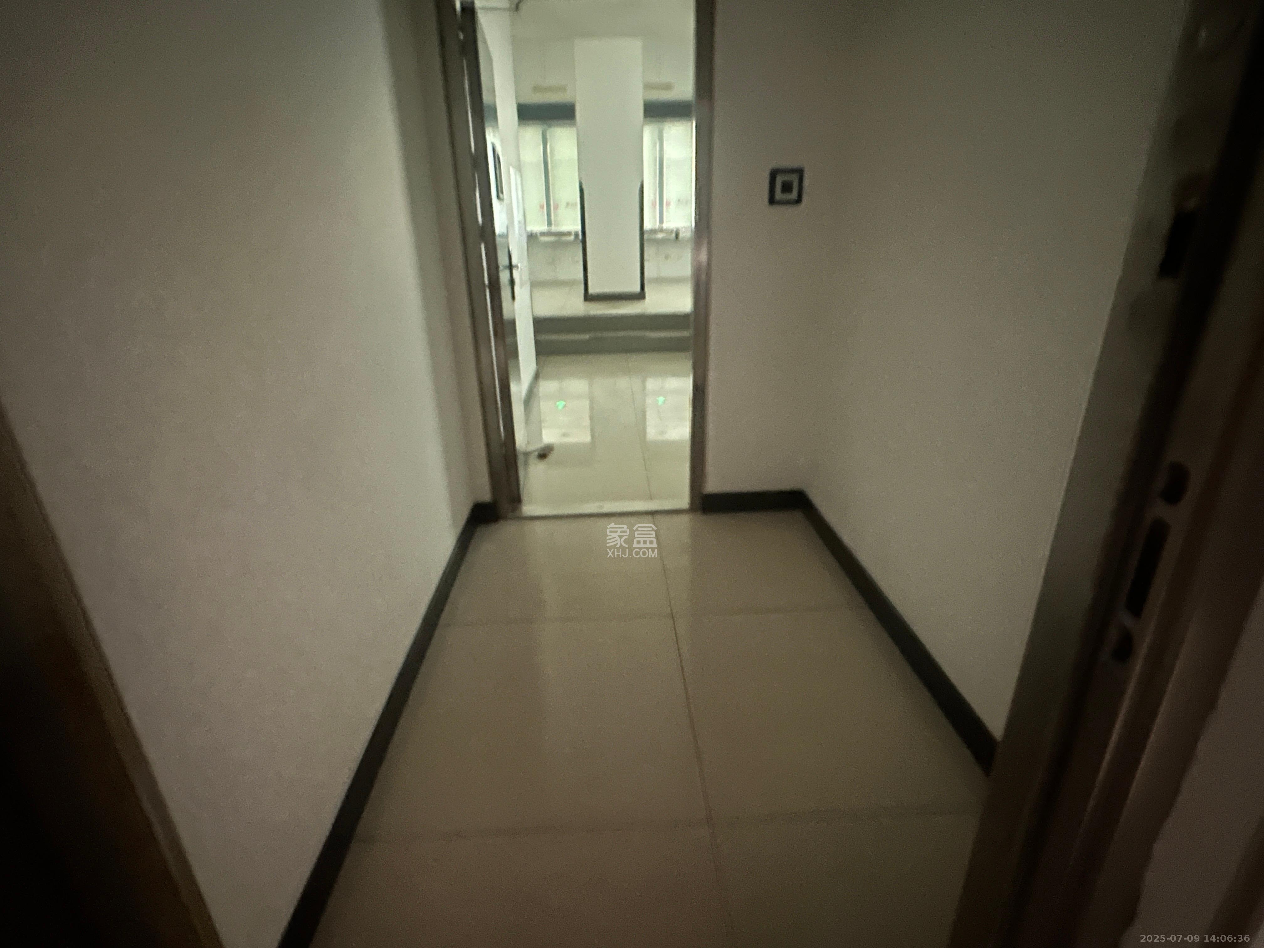 中国铝业单位宿舍   936.09㎡     120000.00元/月室内图