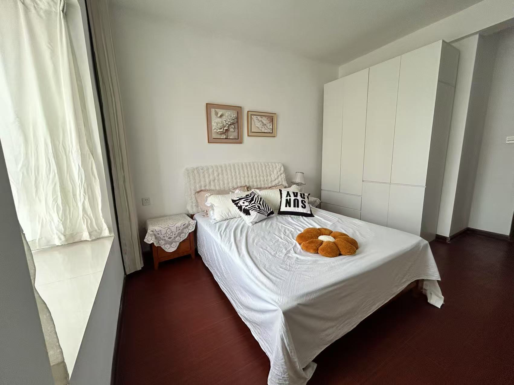 冠都现代城(冠都幸福彼岸) 1室0厅0卫 2500.0元/月 冠都现代城(冠都幸福彼岸) 1室0厅0卫 2500.0元/月室内图