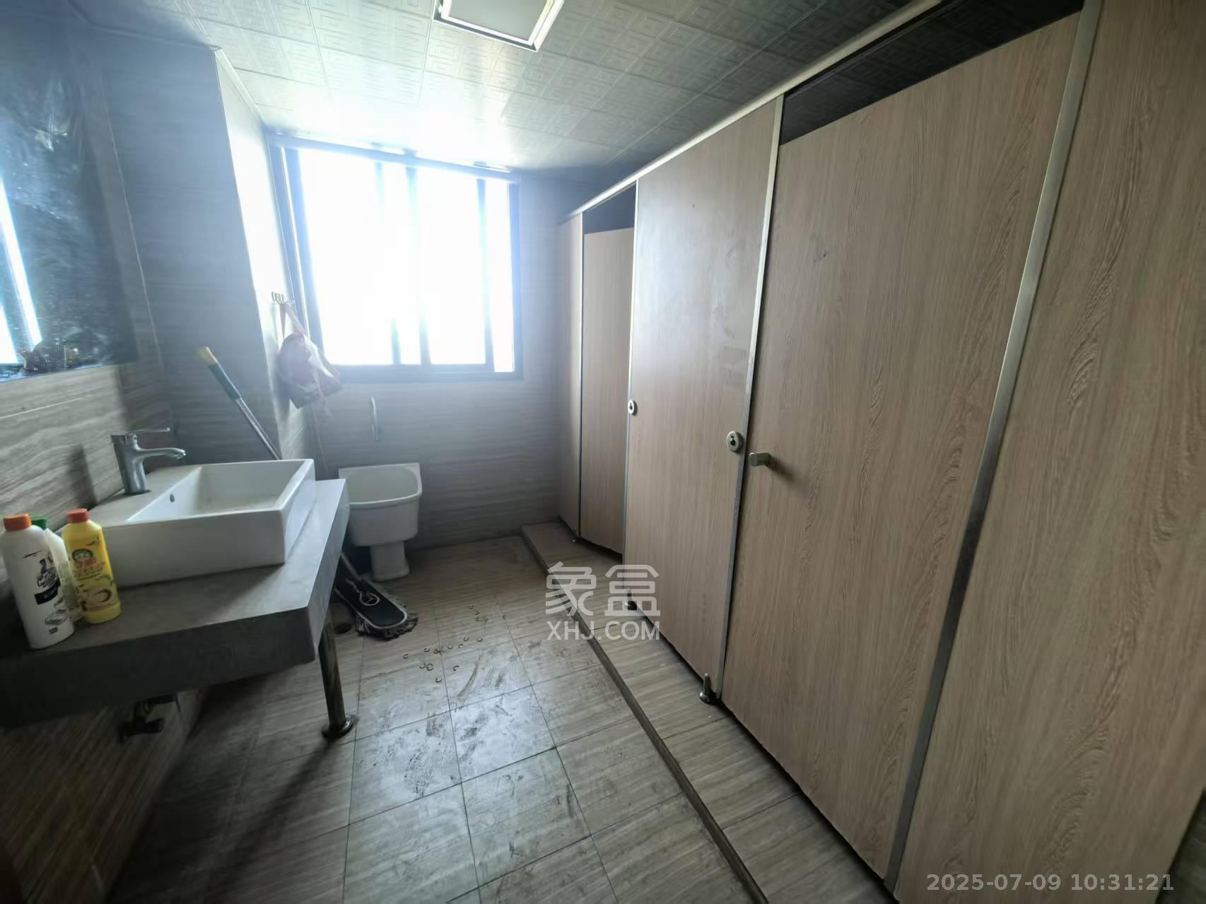 华翼府   330.0㎡      10000.0元/月室内图