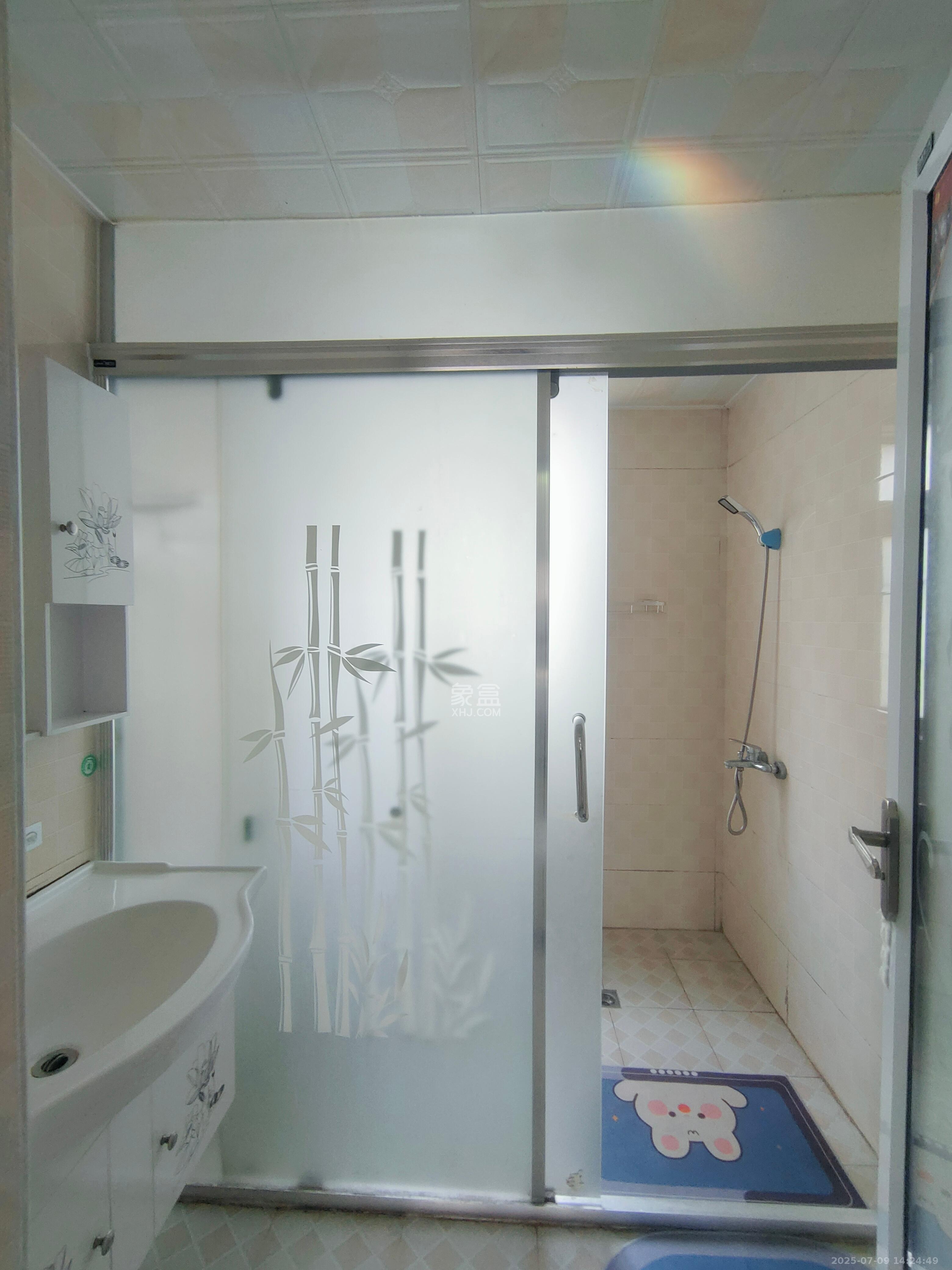 家和苑（原梅溪湖保障性住房一期）  4室2厅2卫   2400.00元/月室内图