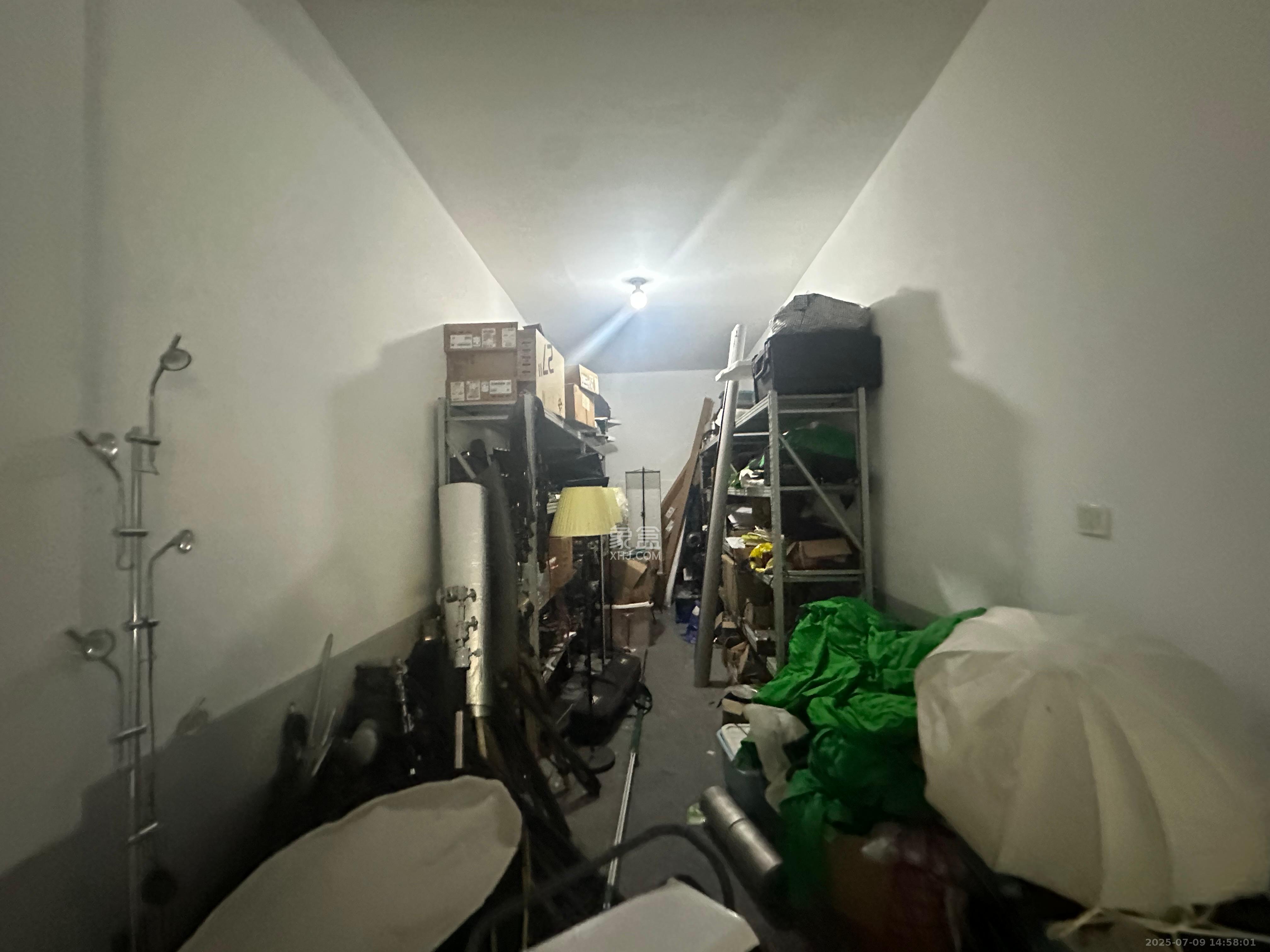 望岳街道谷峰村  1室0厅0卫   15000.00元/月室内图