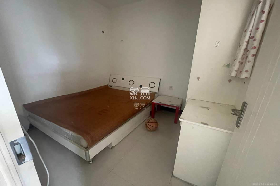 天城尚品 2室2厅1卫 1400.0元/月 天城尚品 2室2厅1卫 1400.0元/月室内图