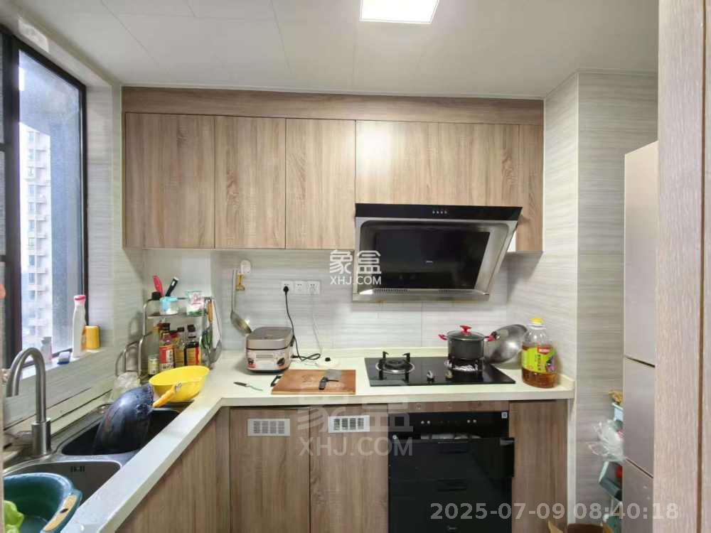 美的翰城  3室2厅2卫    2000.0元/月 美的翰城  3室2厅2卫    2000.0元/月室内图