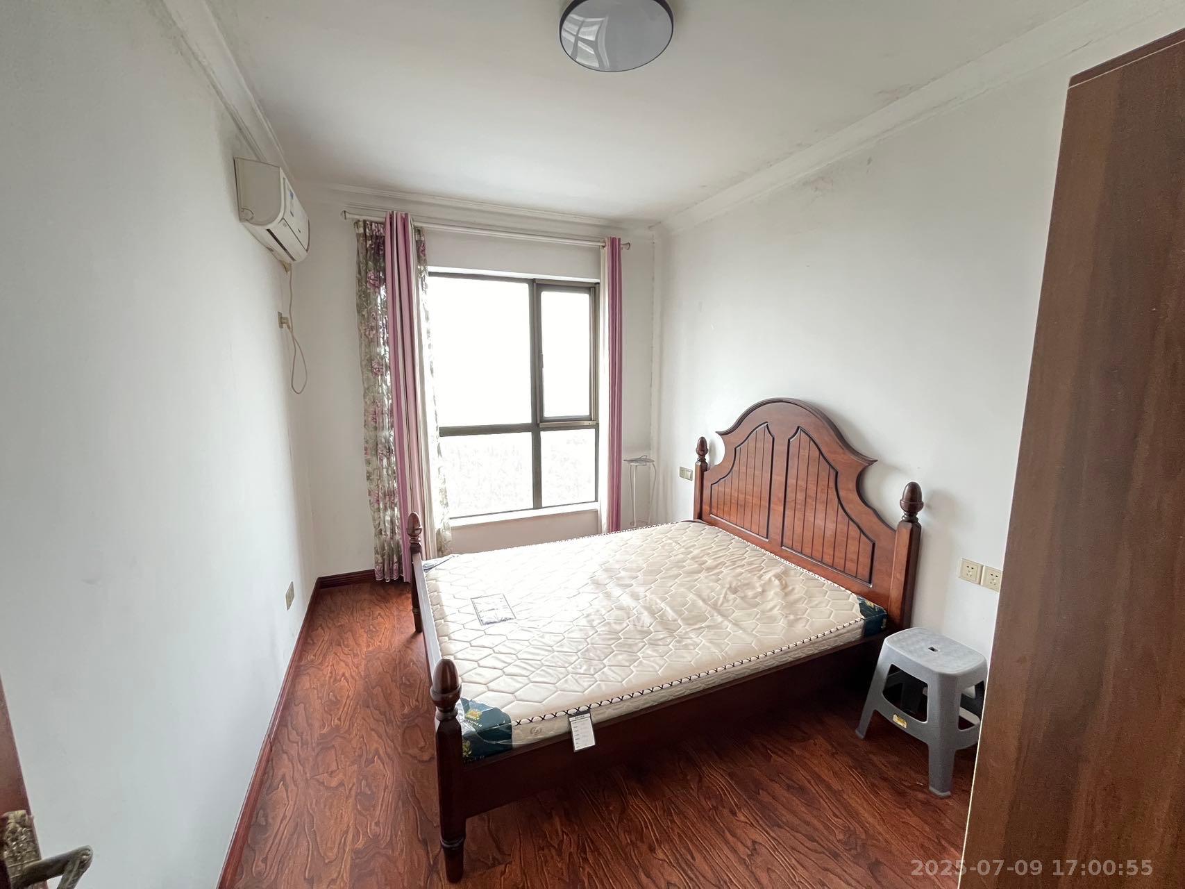 万象凯旋湾 3室2厅2卫 3800.0元/月 万象凯旋湾 3室2厅2卫 3800.0元/月室内图