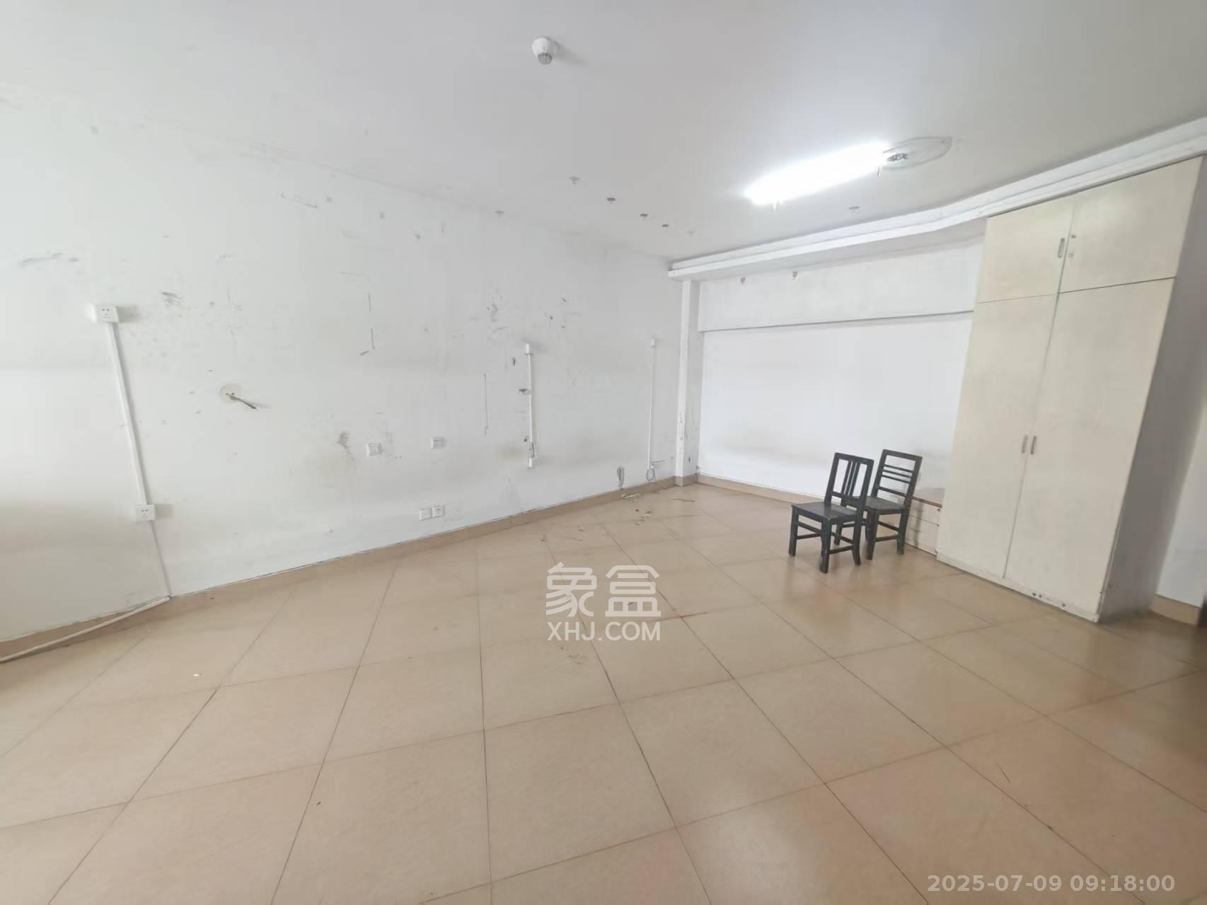 汀兰雅苑  1室1厅1卫    1800.0元/月 汀兰雅苑  1室1厅1卫    1800.0元/月室内图