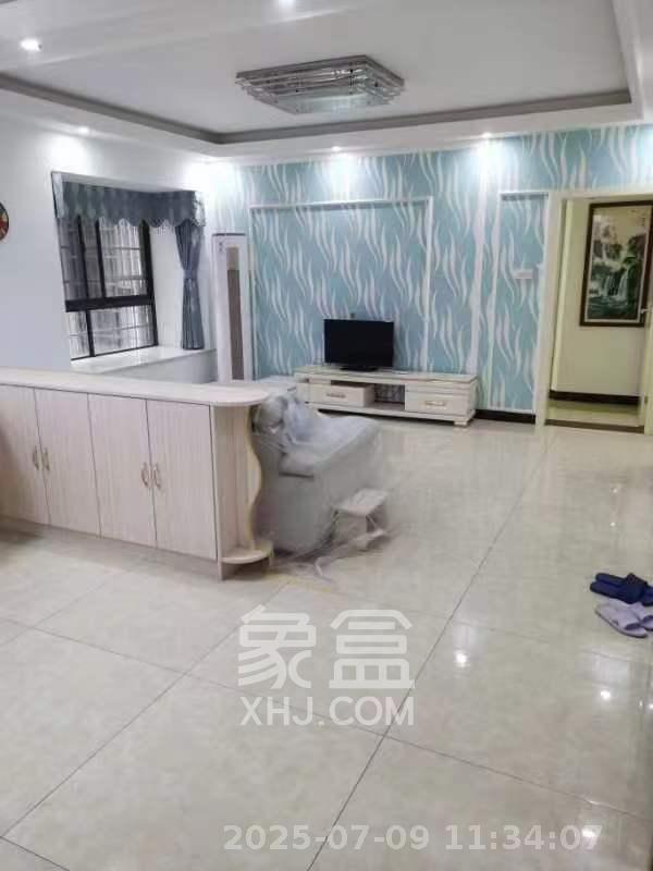 山水湾  4室2厅2卫    2100.0元/月 山水湾  4室2厅2卫    2100.0元/月室内图