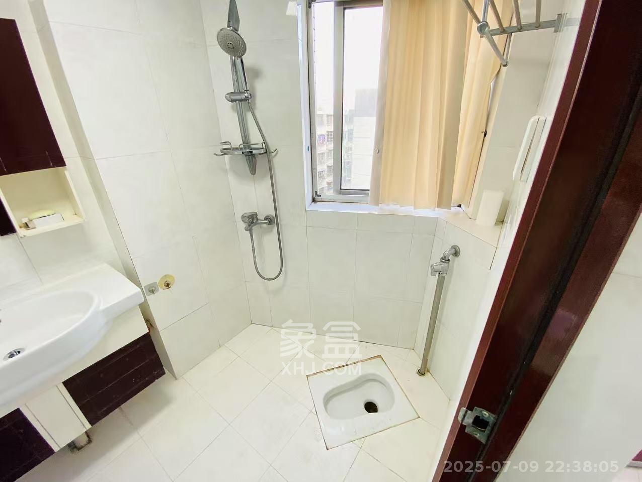 景泰雅苑(景江融城)  2室1厅1卫    2600.0元/月 景泰雅苑(景江融城)  2室1厅1卫    2600.0元/月室内图