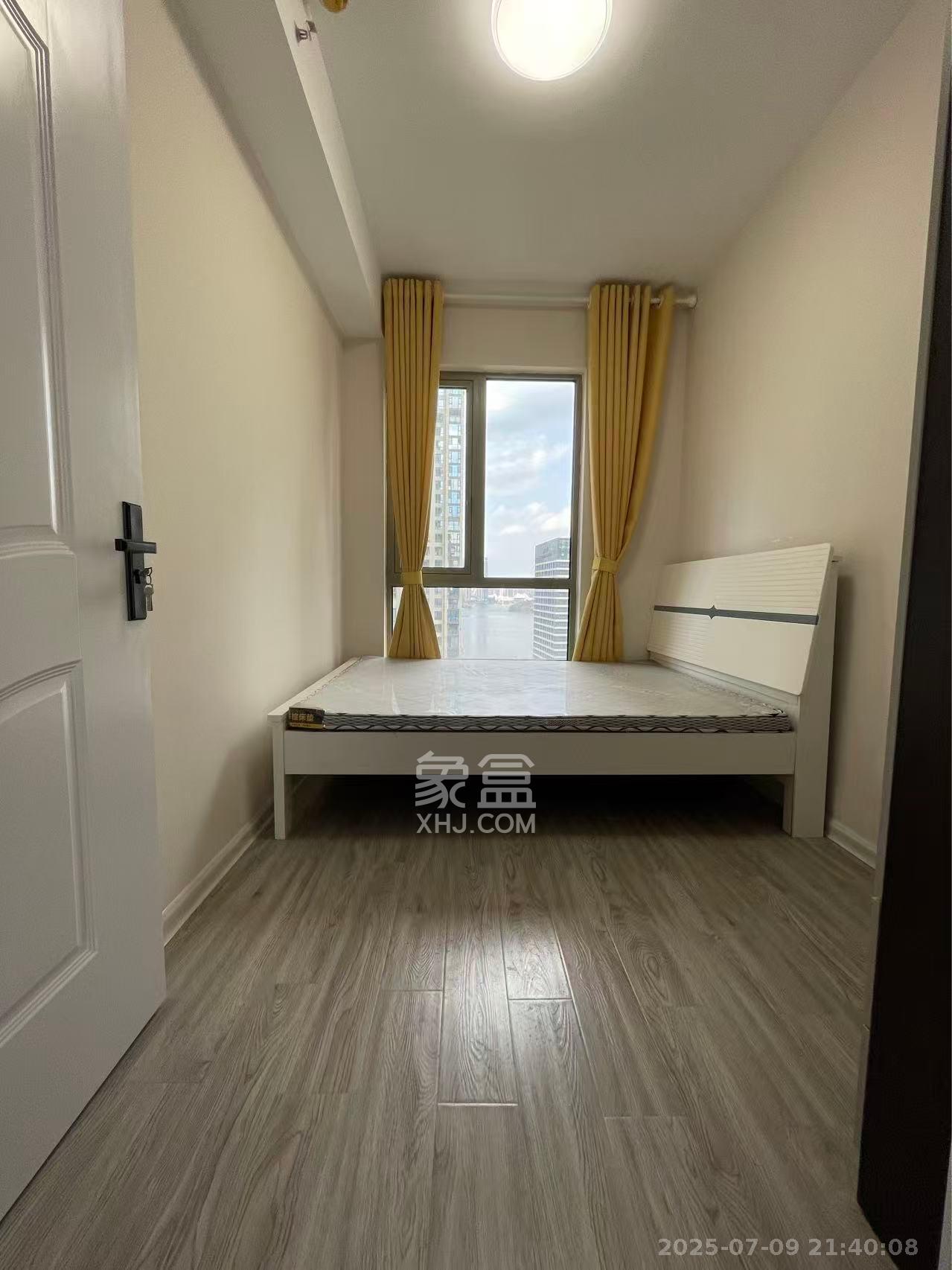 梅溪湖金茂湾  3室2厅1卫    1900.0元/月室内图