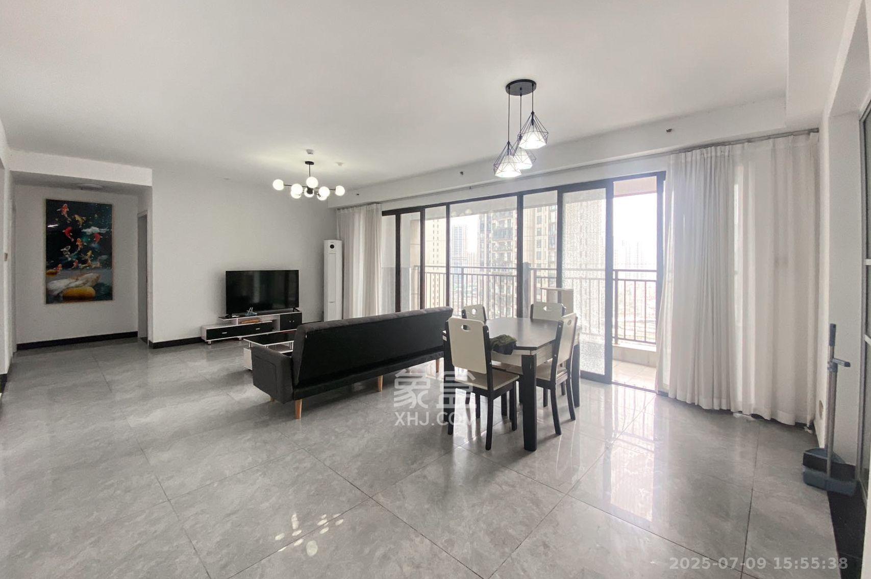 卓越浅水湾  4室2厅2卫    3100.0元/月 卓越浅水湾  4室2厅2卫    3100.0元/月室内图