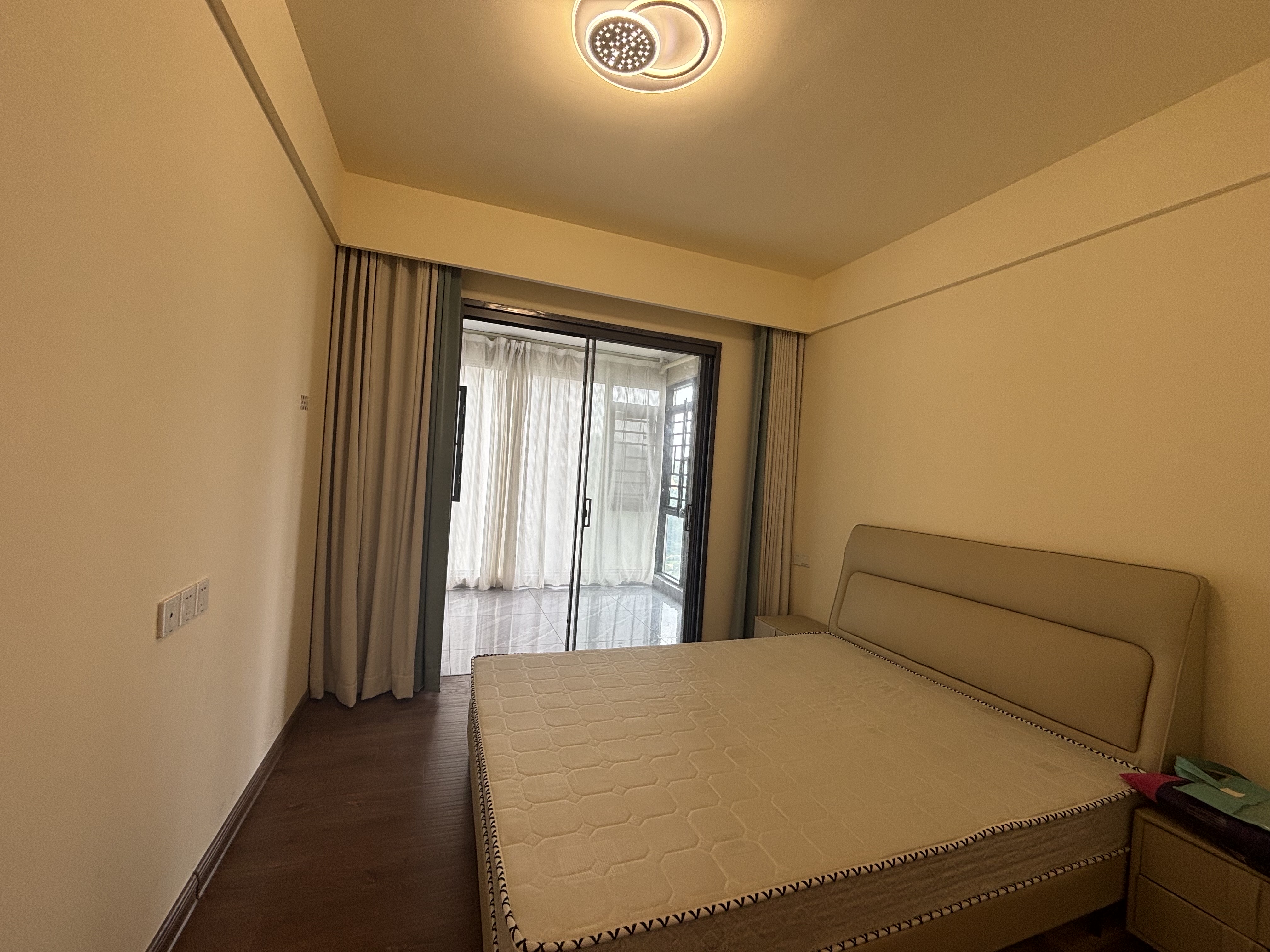 碧桂园翘楚棠 4室2厅2卫 1600.0元/月 碧桂园翘楚棠 4室2厅2卫 1600.0元/月室内图