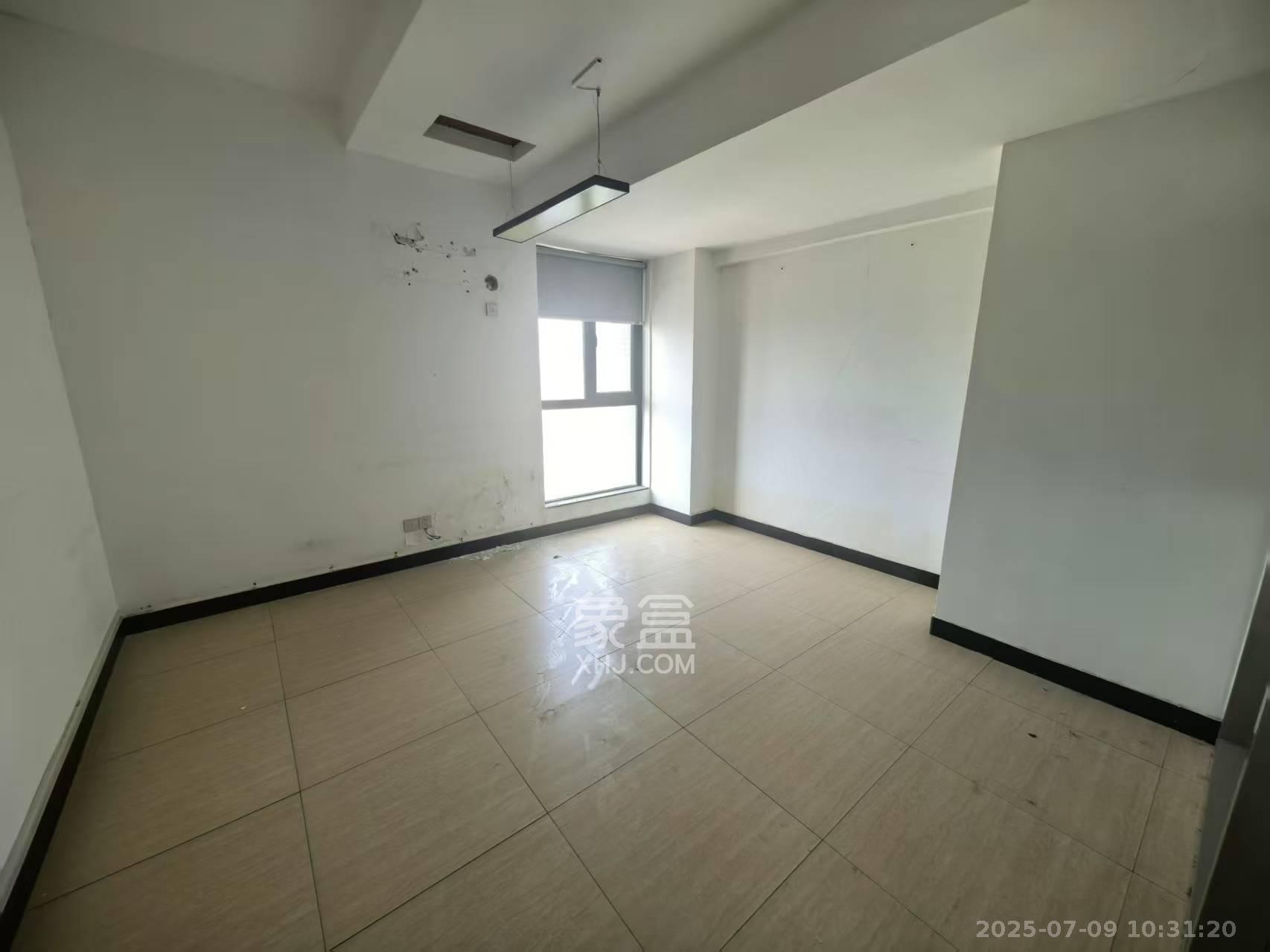 华翼府   330.0㎡      10000.0元/月室内图