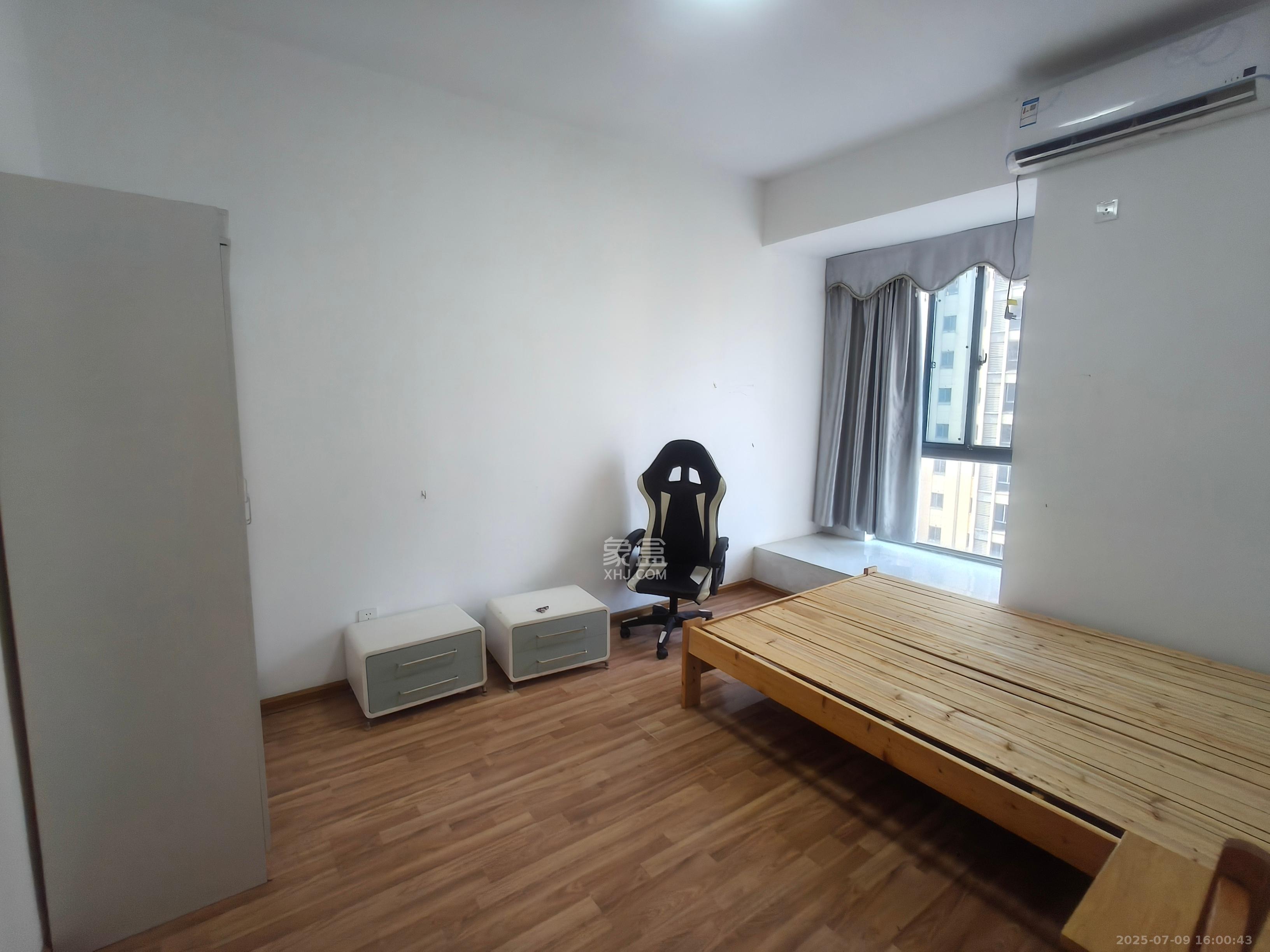 碧桂园南城首府(东宸林海) 3室2厅1卫 1700.0元/月 碧桂园南城首府(东宸林海) 3室2厅1卫 1700.0元/月室内图