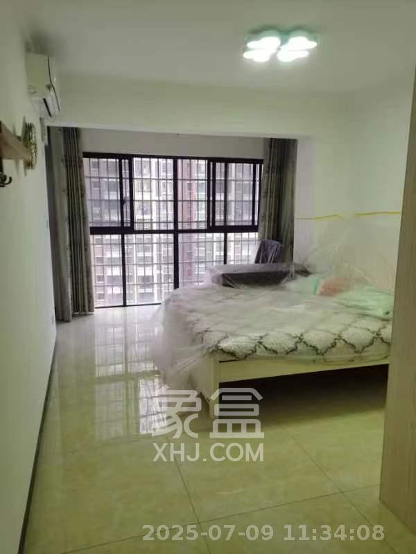 山水湾  4室2厅2卫    2100.0元/月 山水湾  4室2厅2卫    2100.0元/月室内图