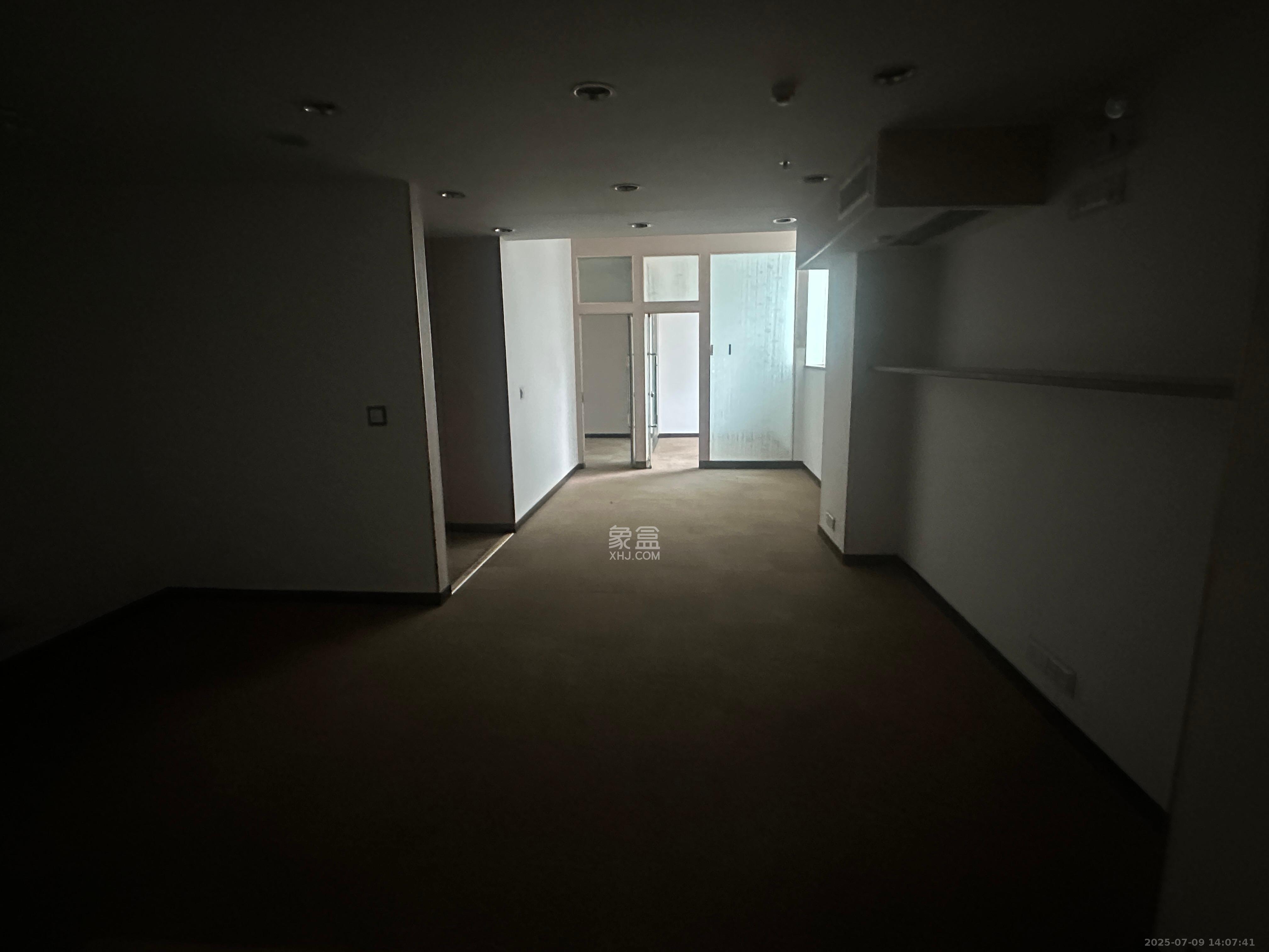 中国铝业单位宿舍   936.09㎡     120000.00元/月室内图