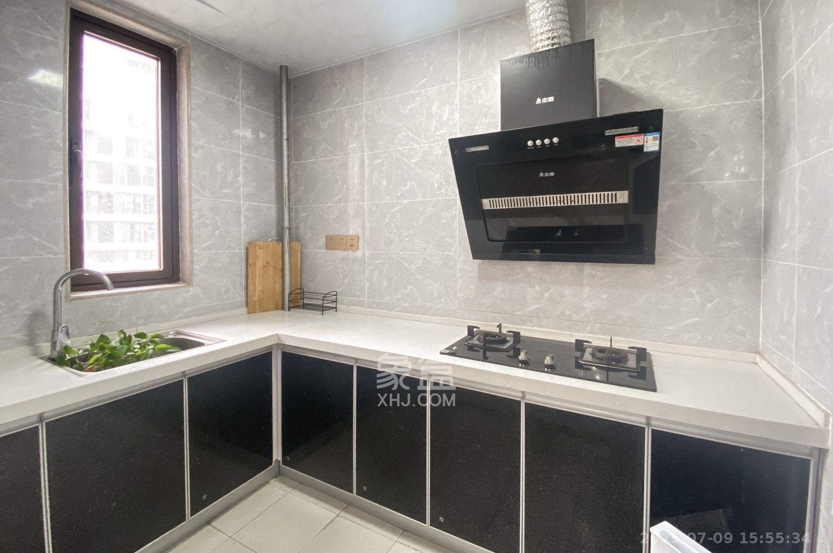 卓越浅水湾  4室2厅2卫    3100.0元/月 卓越浅水湾  4室2厅2卫    3100.0元/月室内图