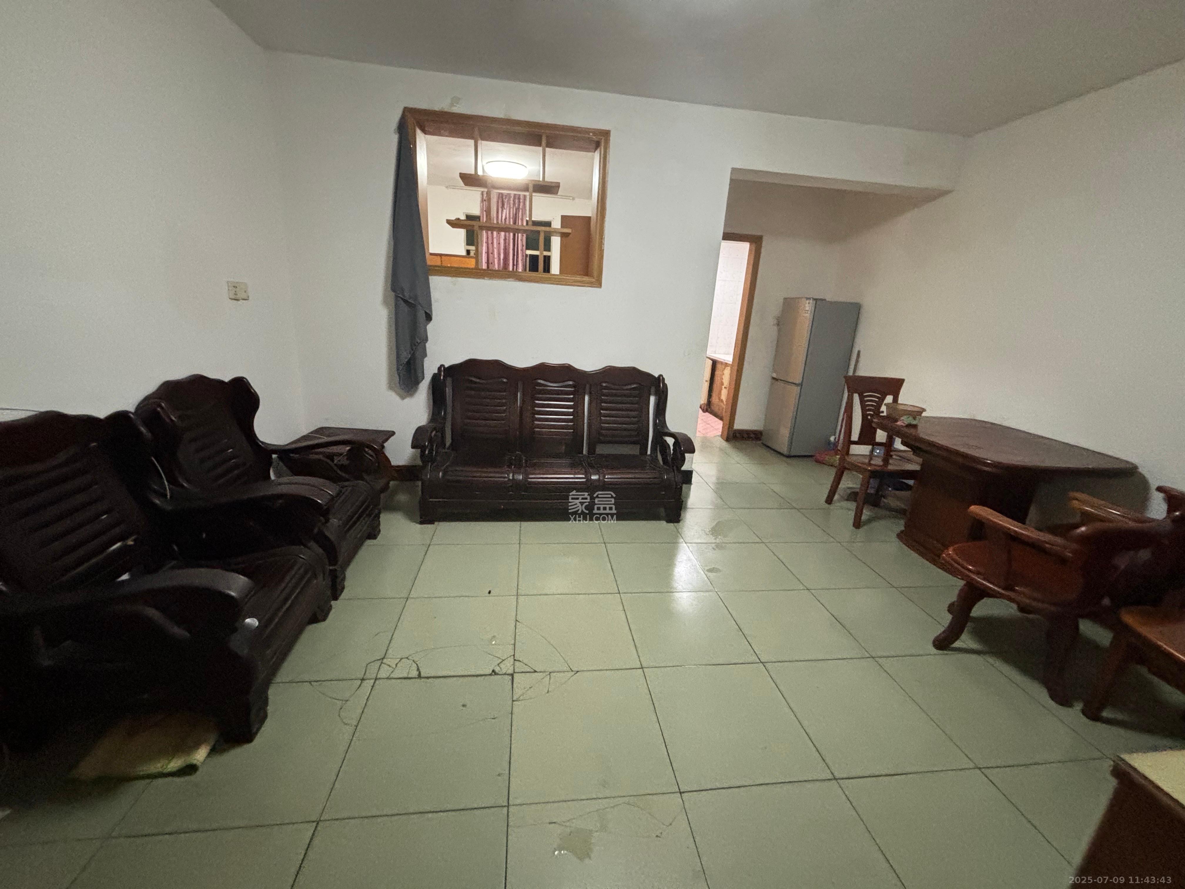 成达花园 2室1厅1卫 1000.0元/月 成达花园 2室1厅1卫 1000.0元/月室内图