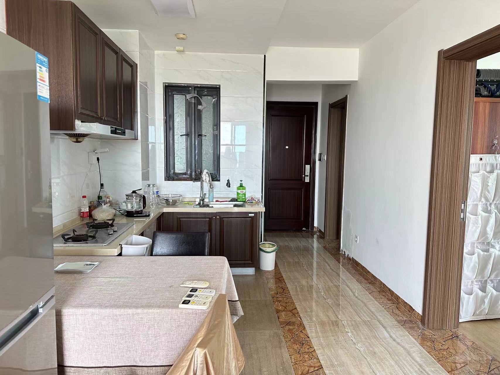 碧桂园一、二期(中央首府)  2室1厅1卫    2200.0元/月 碧桂园一、二期(中央首府)  2室1厅1卫    2200.0元/月室内图