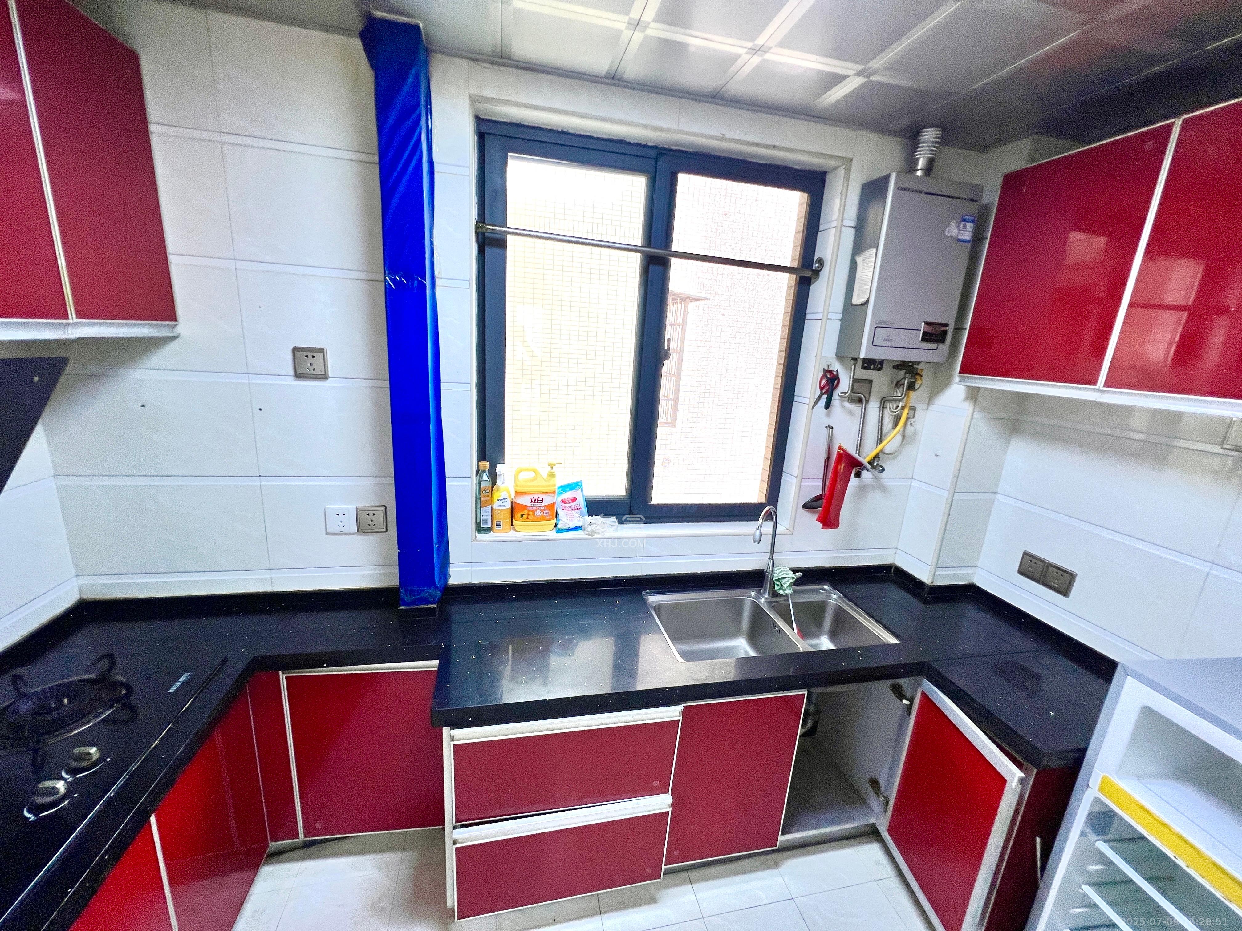 兰亭优壳(隽峰苑) 2室1厅1卫 2100.0元/月 兰亭优壳(隽峰苑) 2室1厅1卫 2100.0元/月室内图