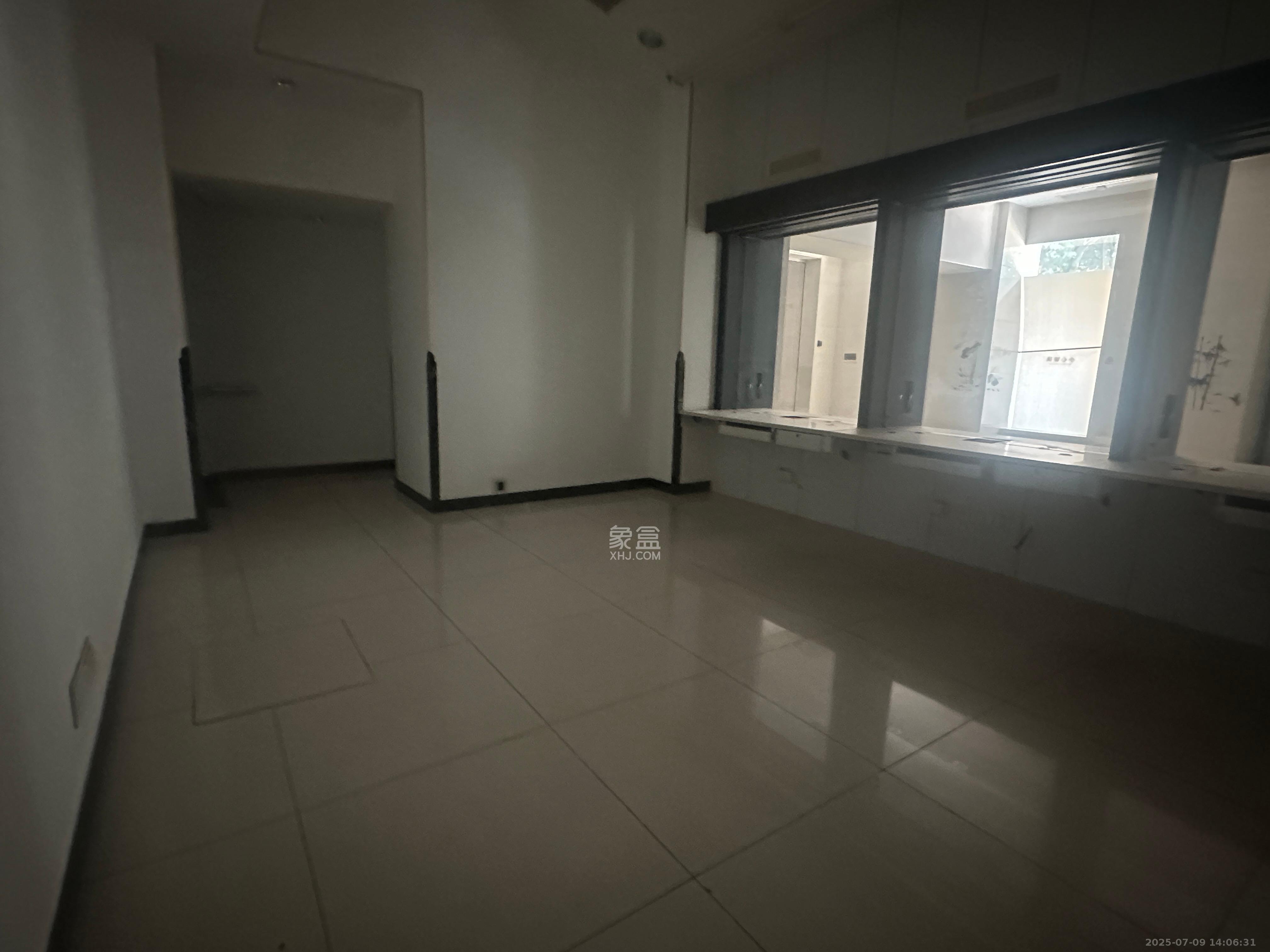 中国铝业单位宿舍   936.09㎡     120000.00元/月室内图