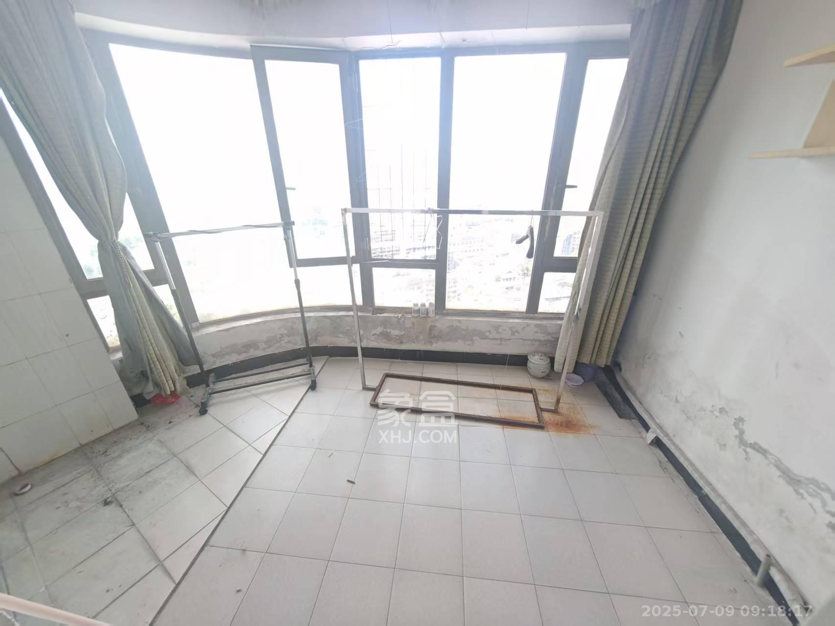 汀兰雅苑  1室1厅1卫    1800.0元/月 汀兰雅苑  1室1厅1卫    1800.0元/月室内图