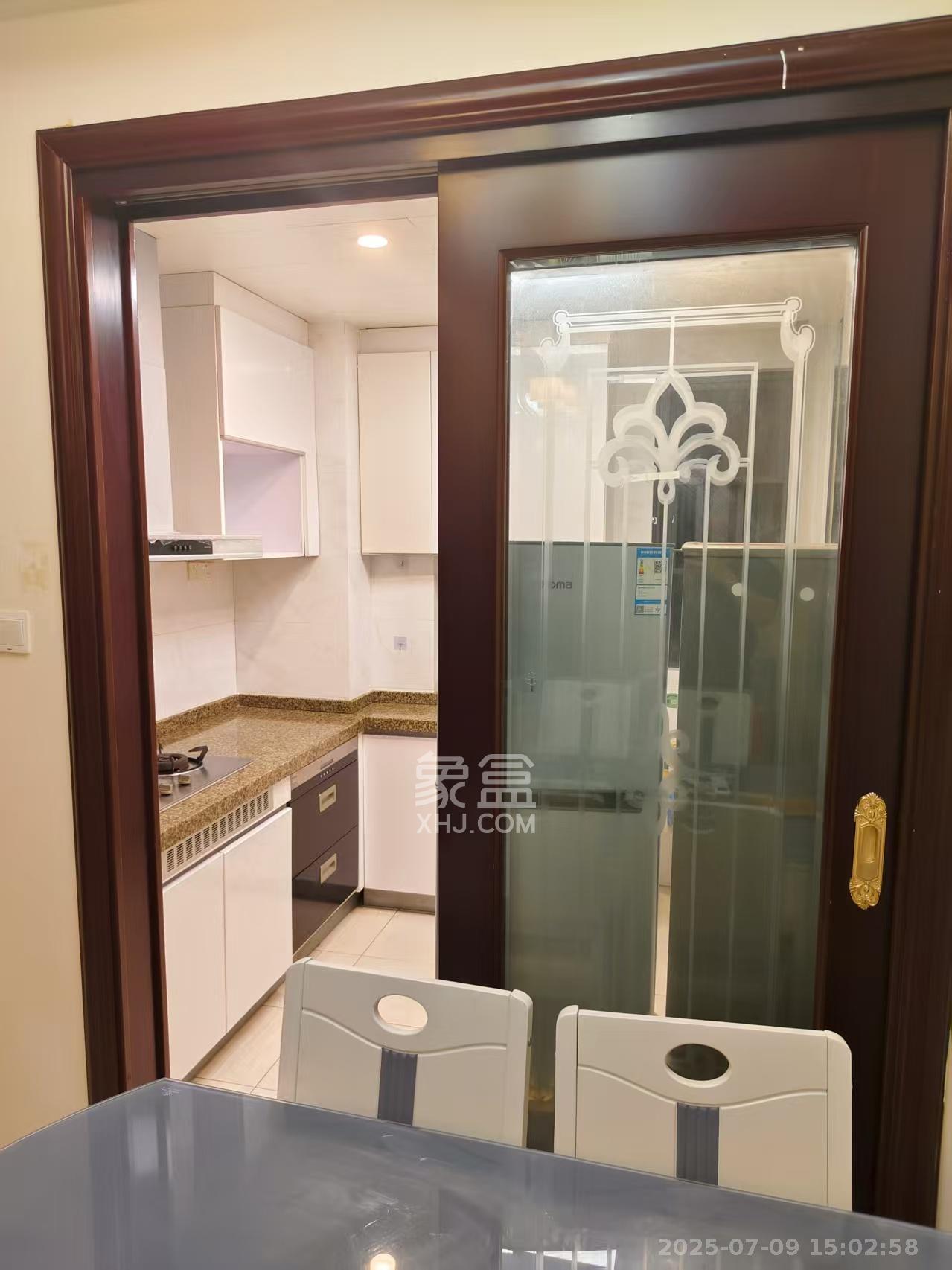 恒大御景半岛锦绣苑  3室2厅1卫   2800.00元/月室内图