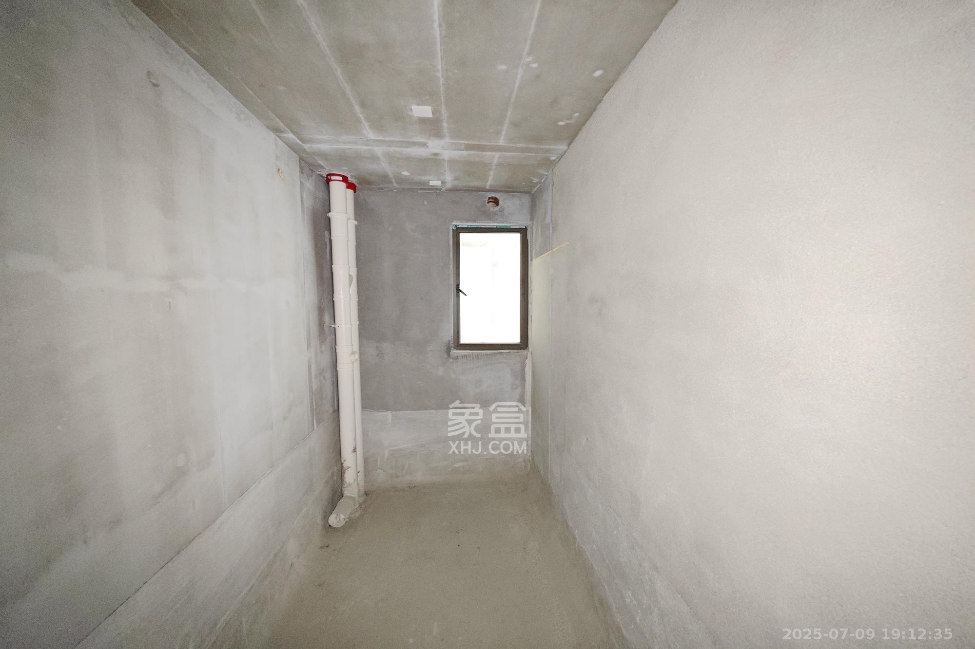 国欣向荣府  4室2厅2卫    153.0万 国欣向荣府  4室2厅2卫    153.0万其他