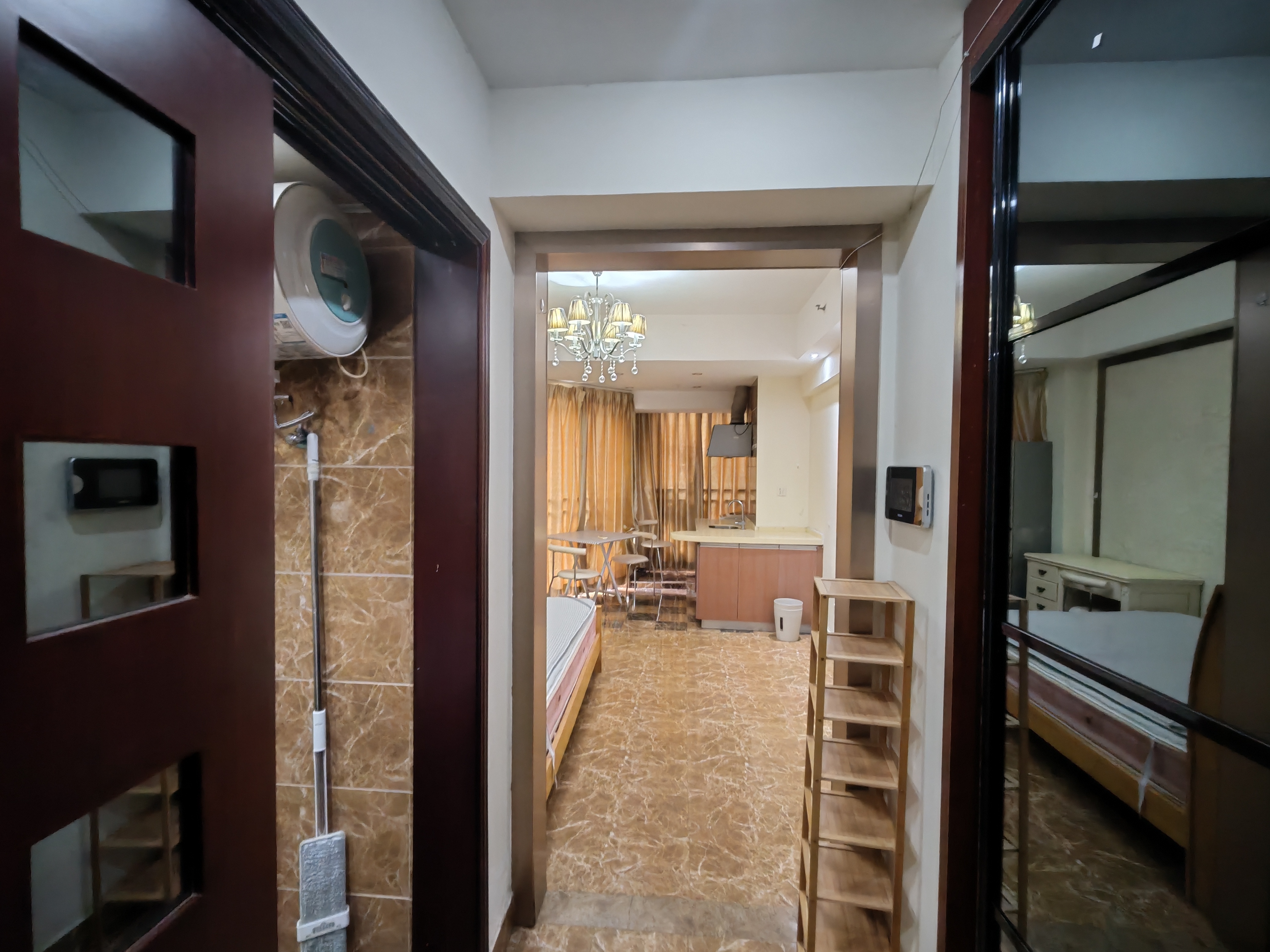 正大豪庭 1室1厅1卫 1700.0元/月 正大豪庭 1室1厅1卫 1700.0元/月室内图