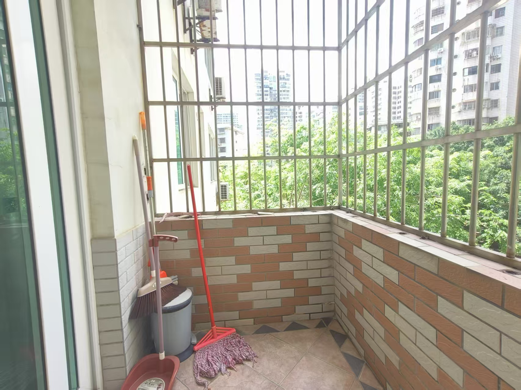 城市精英  3室2厅2卫    2800.0元/月室内图