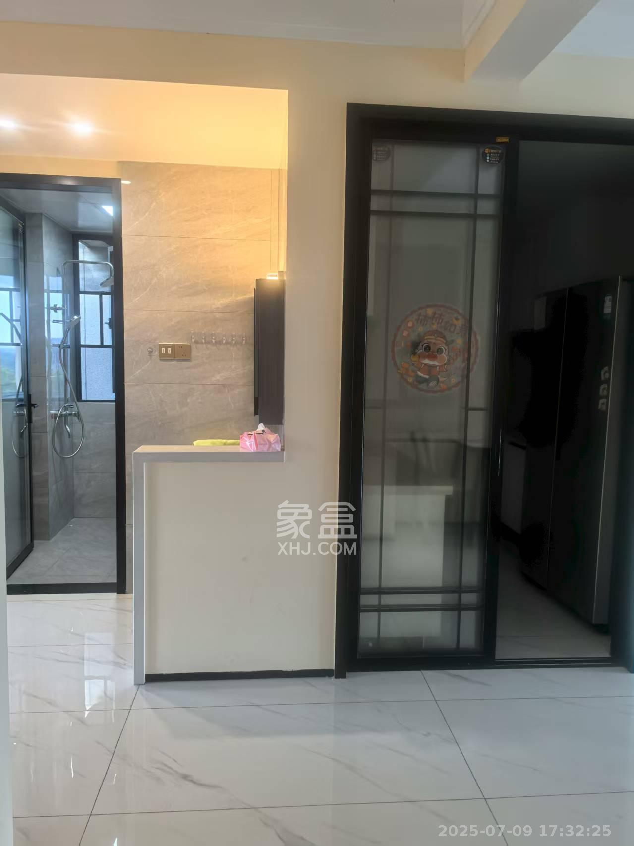 光大云启  3室2厅2卫   3000.00元/月室内图