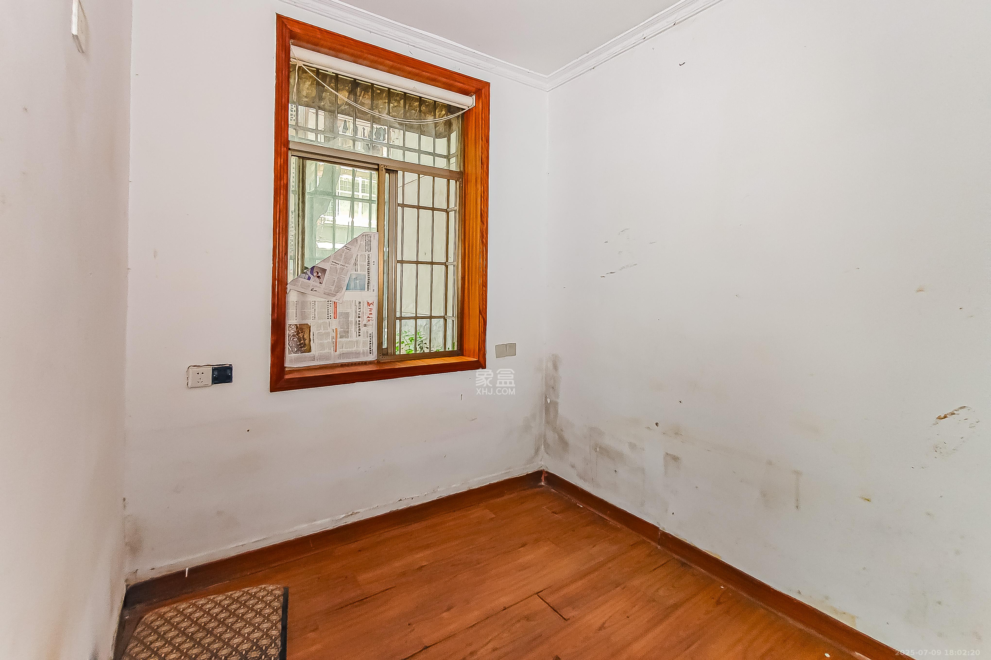 省水院宿舍 3室1厅1卫 60.8万 省水院宿舍 3室1厅1卫 60.8万卧室