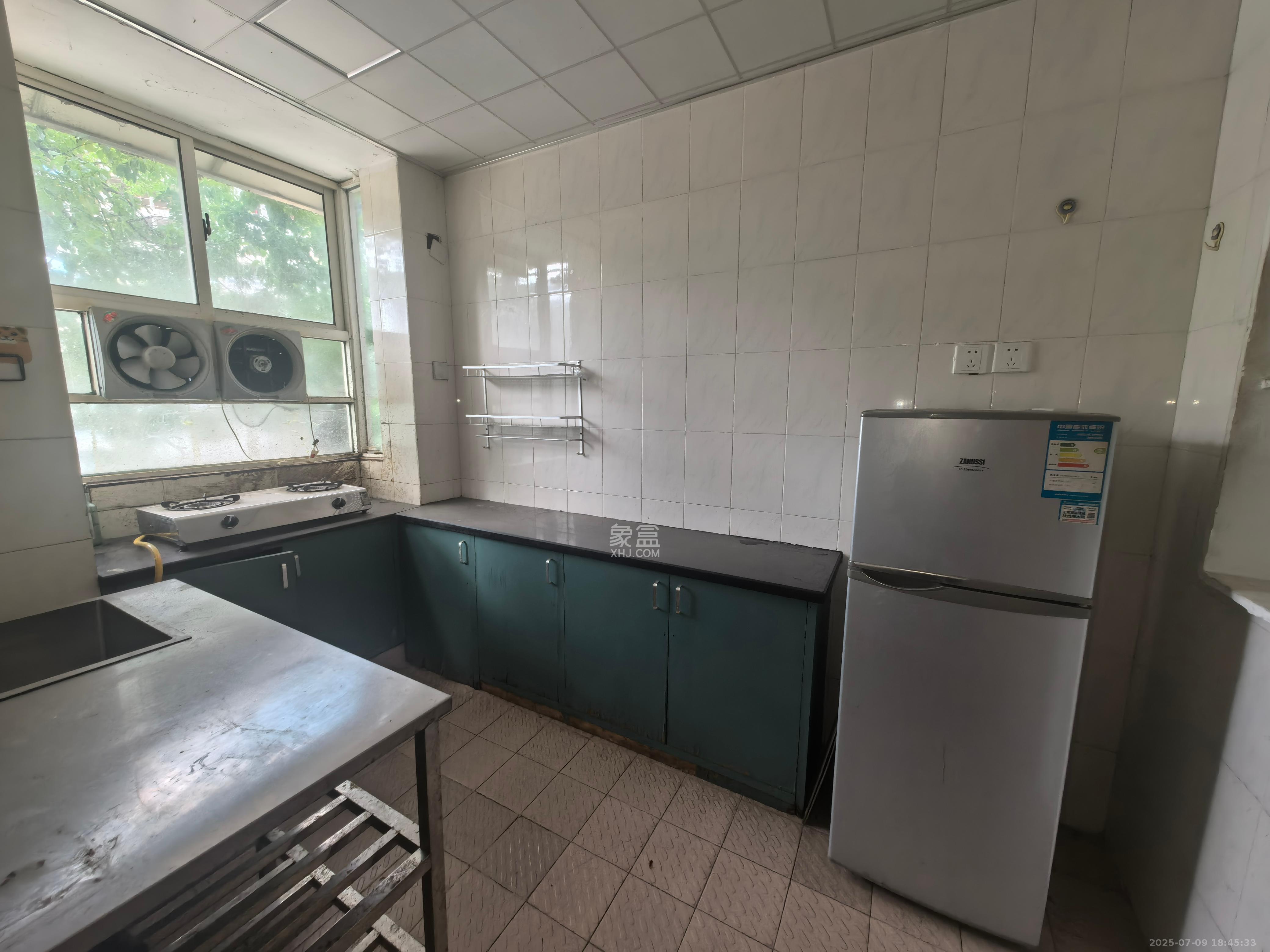 长沙市公共汽车总公司 2室1厅1卫 1400.0元/月 长沙市公共汽车总公司 2室1厅1卫 1400.0元/月室内图