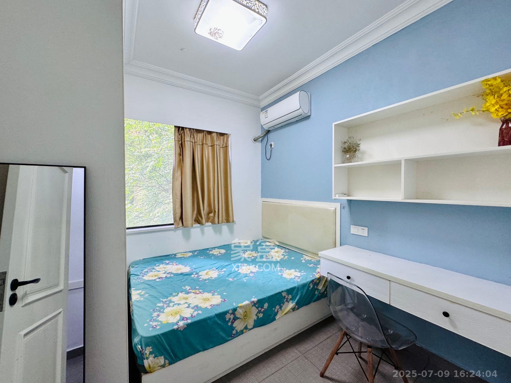 德润小区(丰升德润小区) 3室1厅1卫 2000.0元/月 德润小区(丰升德润小区) 3室1厅1卫 2000.0元/月室内图